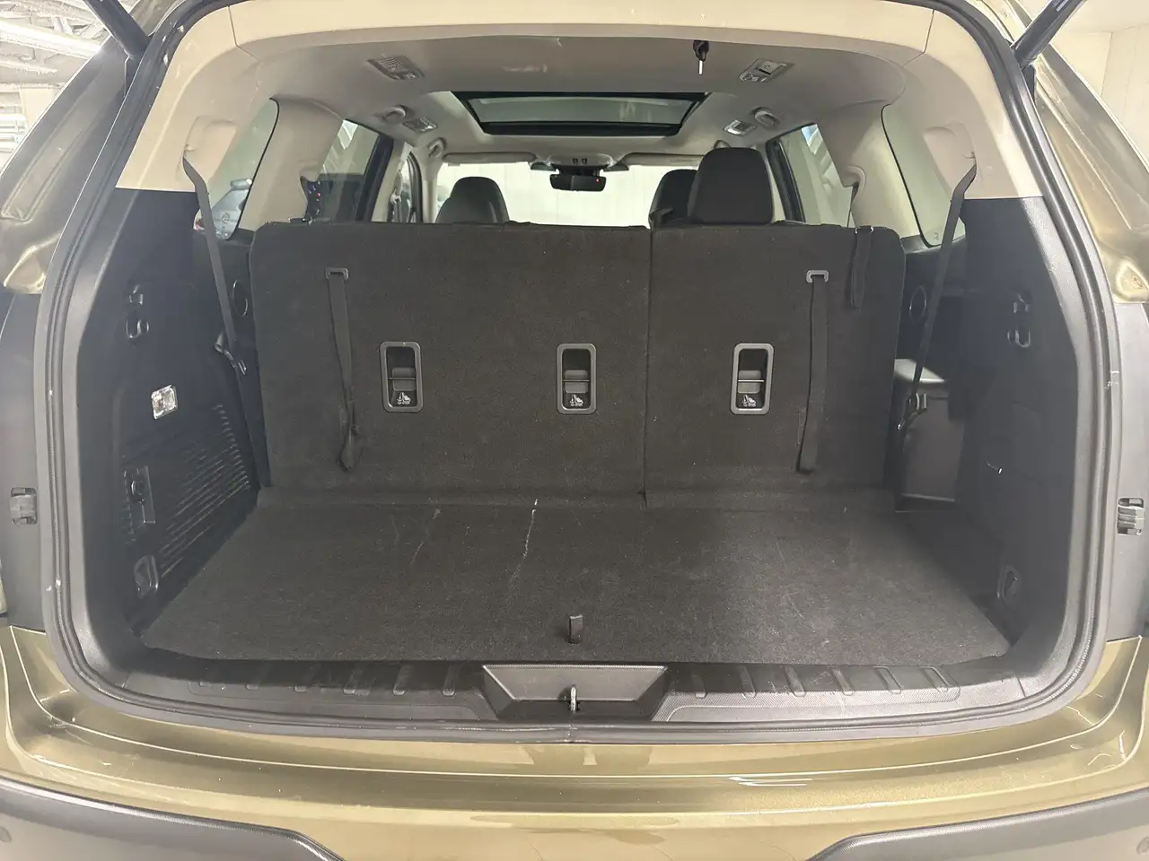 Subaru Ascent снимка Subaru Ascent
