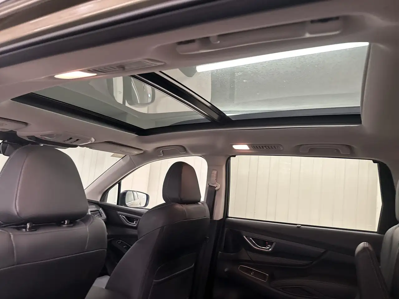 Subaru Ascent снимка Subaru Ascent