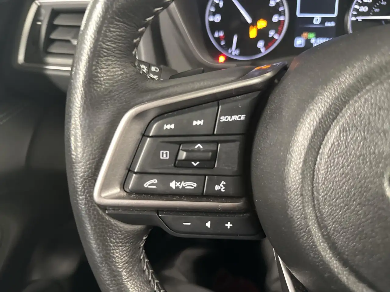 Subaru Ascent снимка Subaru Ascent