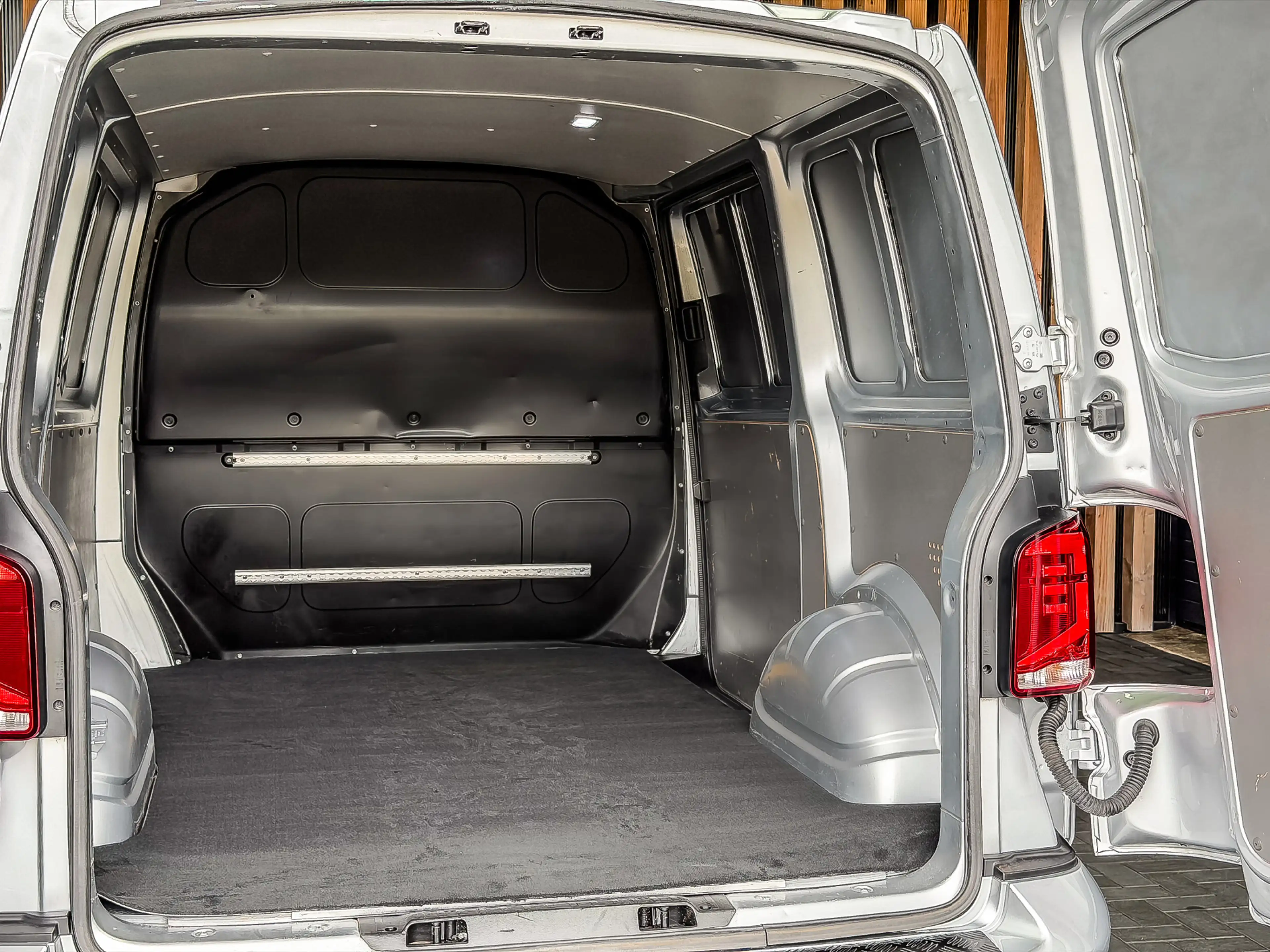 Volkswagen T6.1 Transporter 2.0 TDI 150PK DSG Bestelwagen L1H1 | LED | AIRCO | — photo 46
