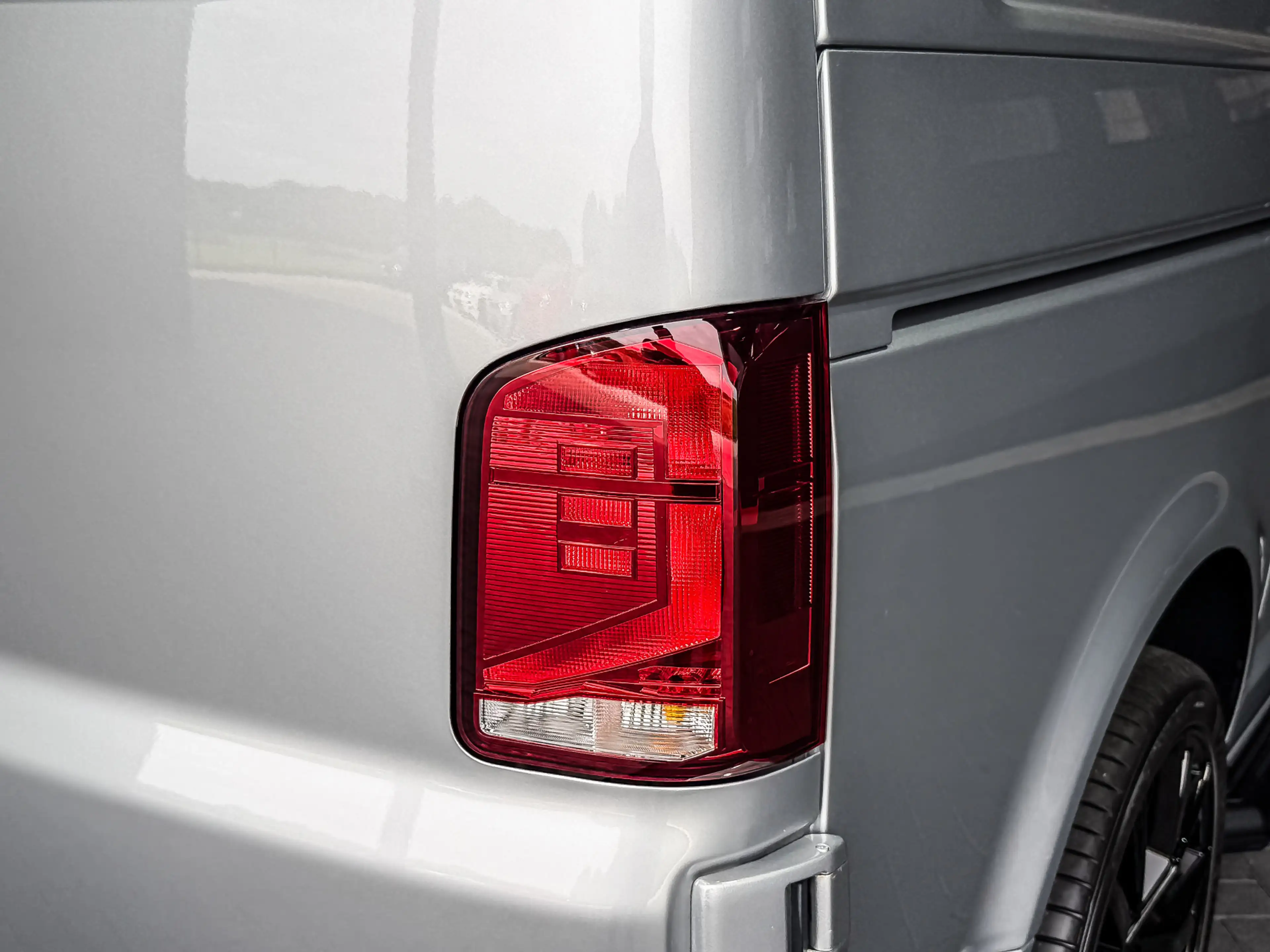 Volkswagen T6.1 Transporter 2.0 TDI 150PK DSG Bestelwagen L1H1 | LED | AIRCO | — photo 44