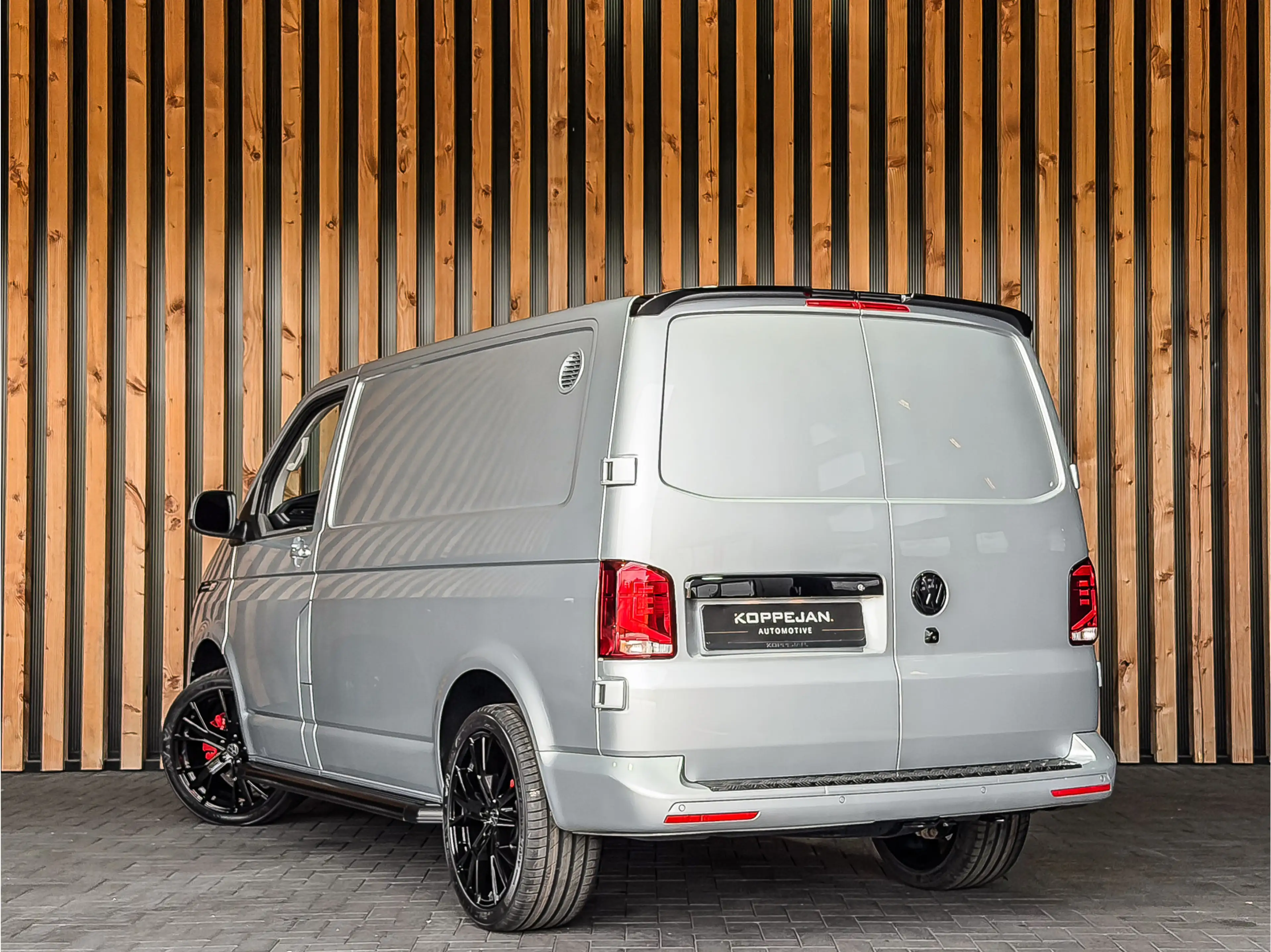 Volkswagen T6.1 Transporter 2.0 TDI 150PK DSG Bestelwagen L1H1 | LED | AIRCO | — photo 17