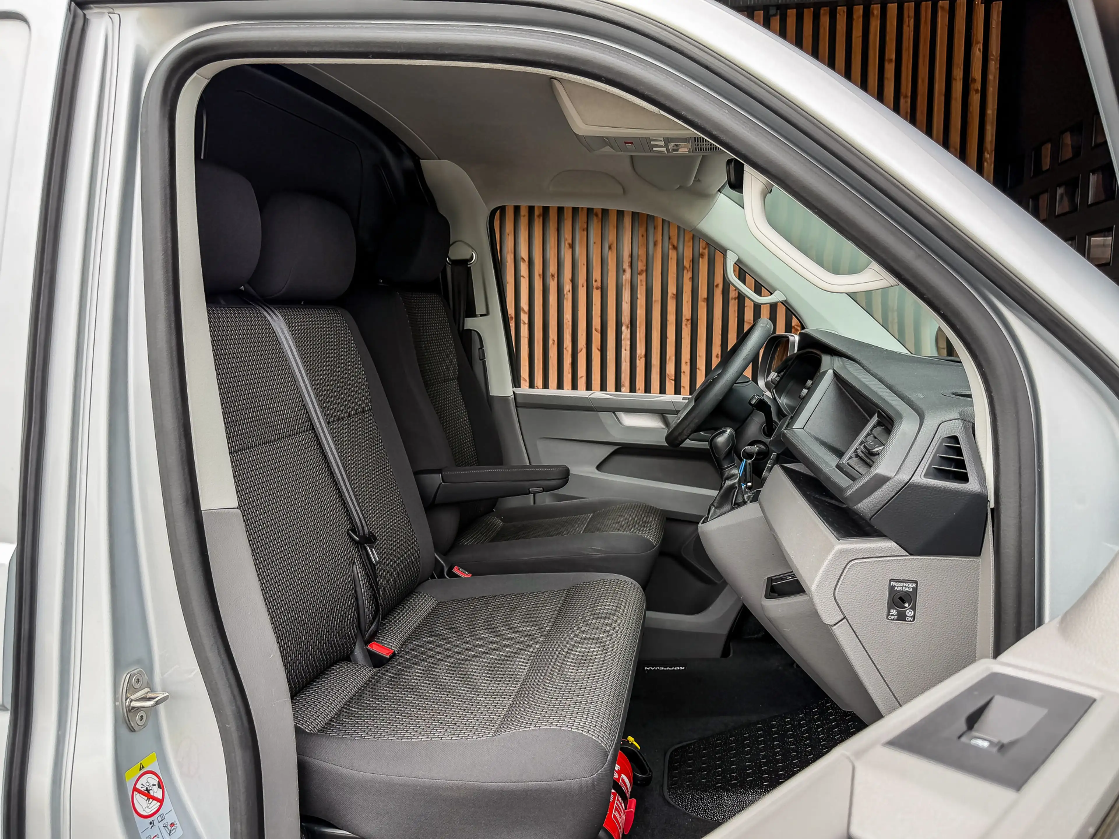 Volkswagen T6.1 Transporter 2.0 TDI 150PK DSG Bestelwagen L1H1 | LED | AIRCO | — photo 15