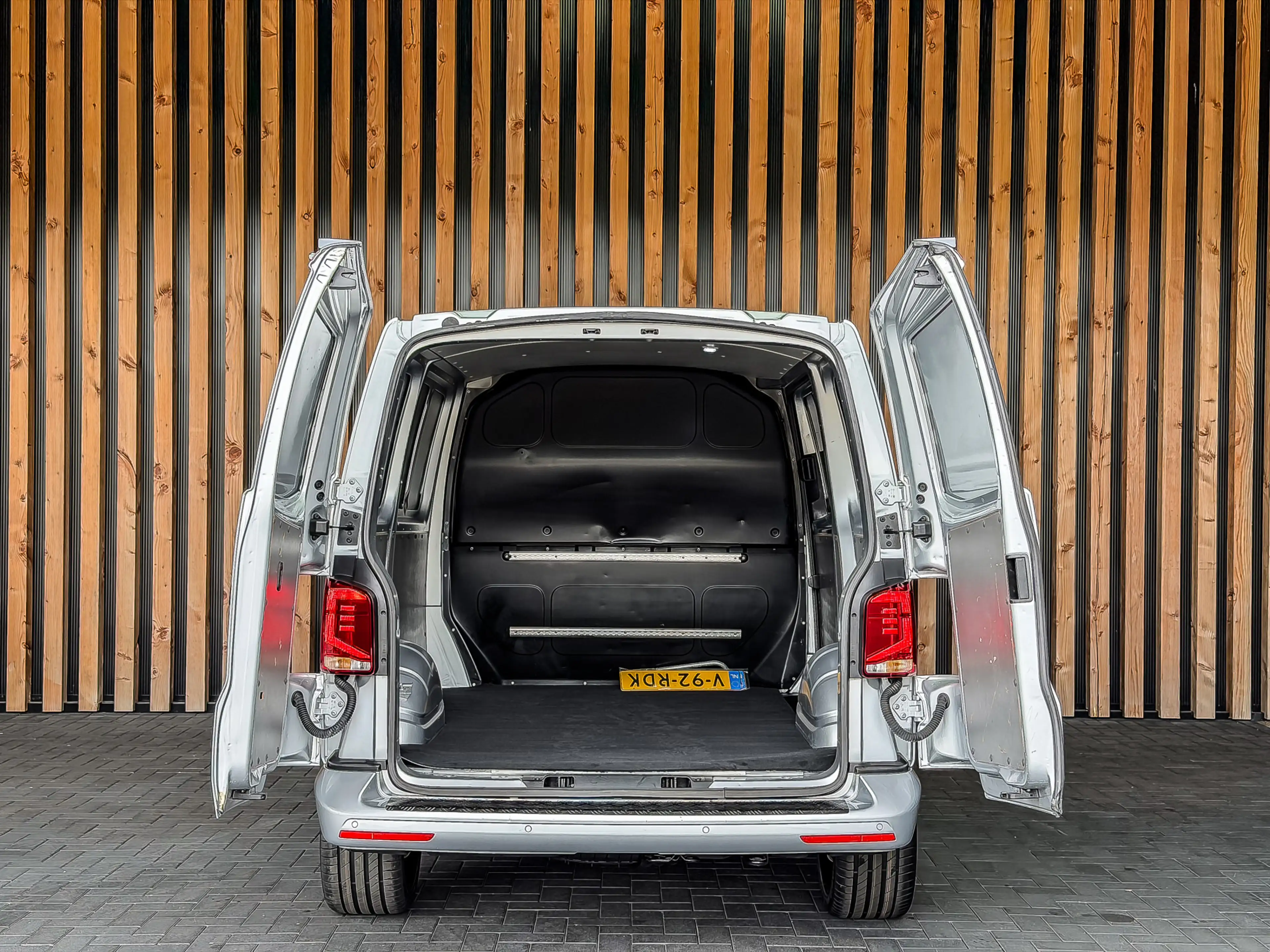 Volkswagen T6.1 Transporter 2.0 TDI 150PK DSG Bestelwagen L1H1 | LED | AIRCO | — photo 5