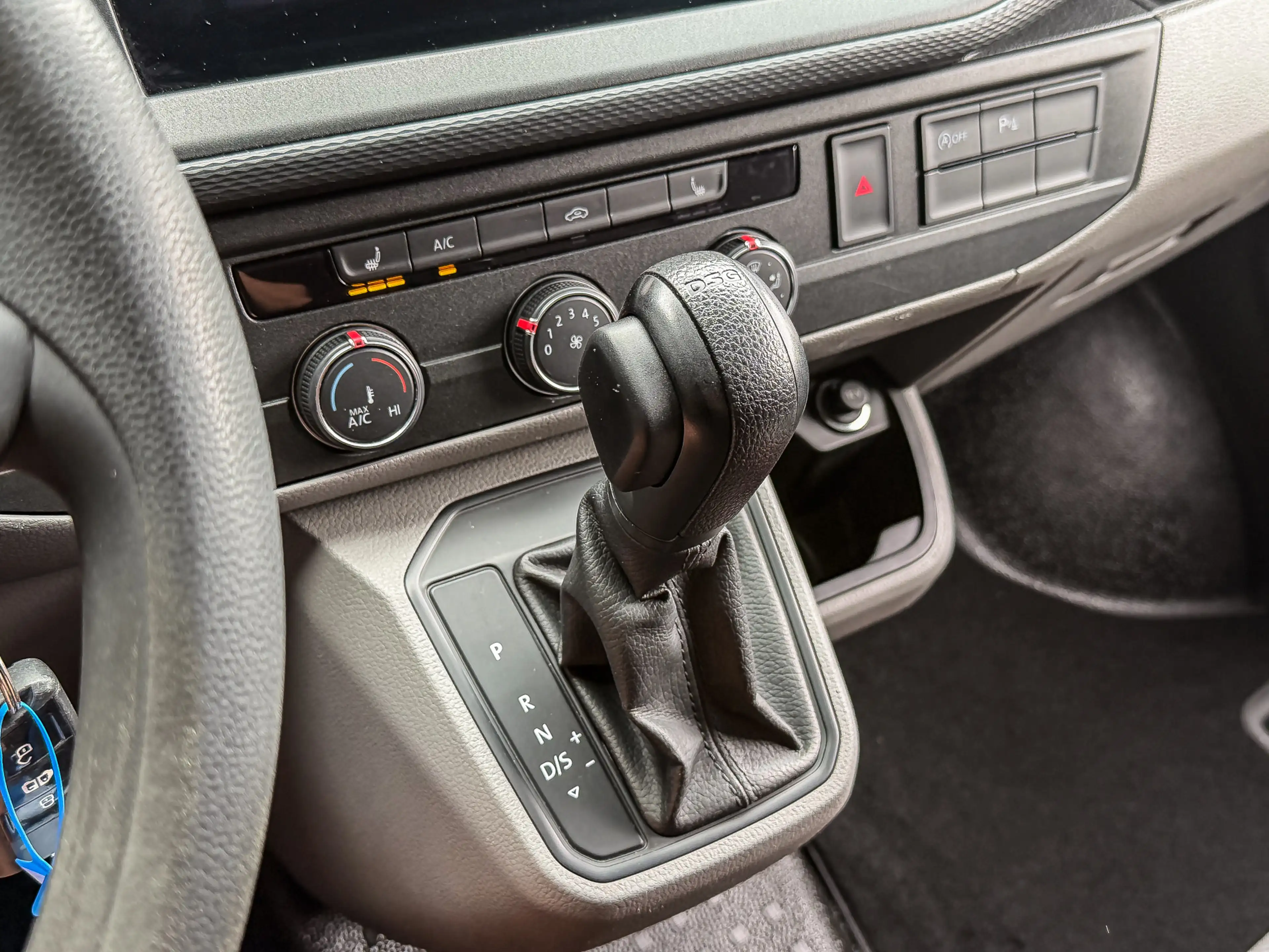 Volkswagen T6.1 Transporter 2.0 TDI 150PK DSG Bestelwagen L1H1 | LED | AIRCO | — photo 11