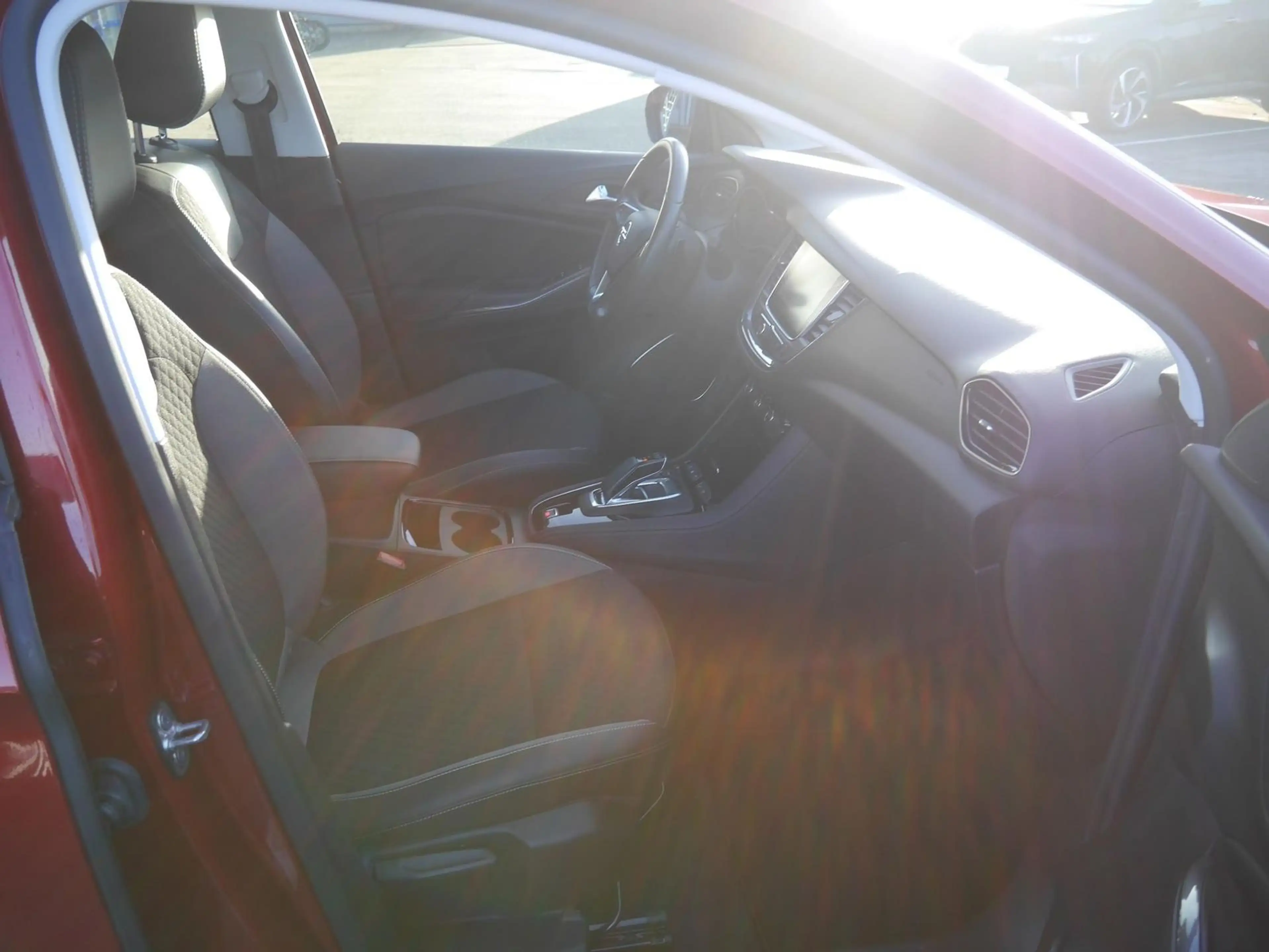 Opel Grandland X Grandland HYBRID 225 LED/Navi/APP/PDC/Tempo — photo 12