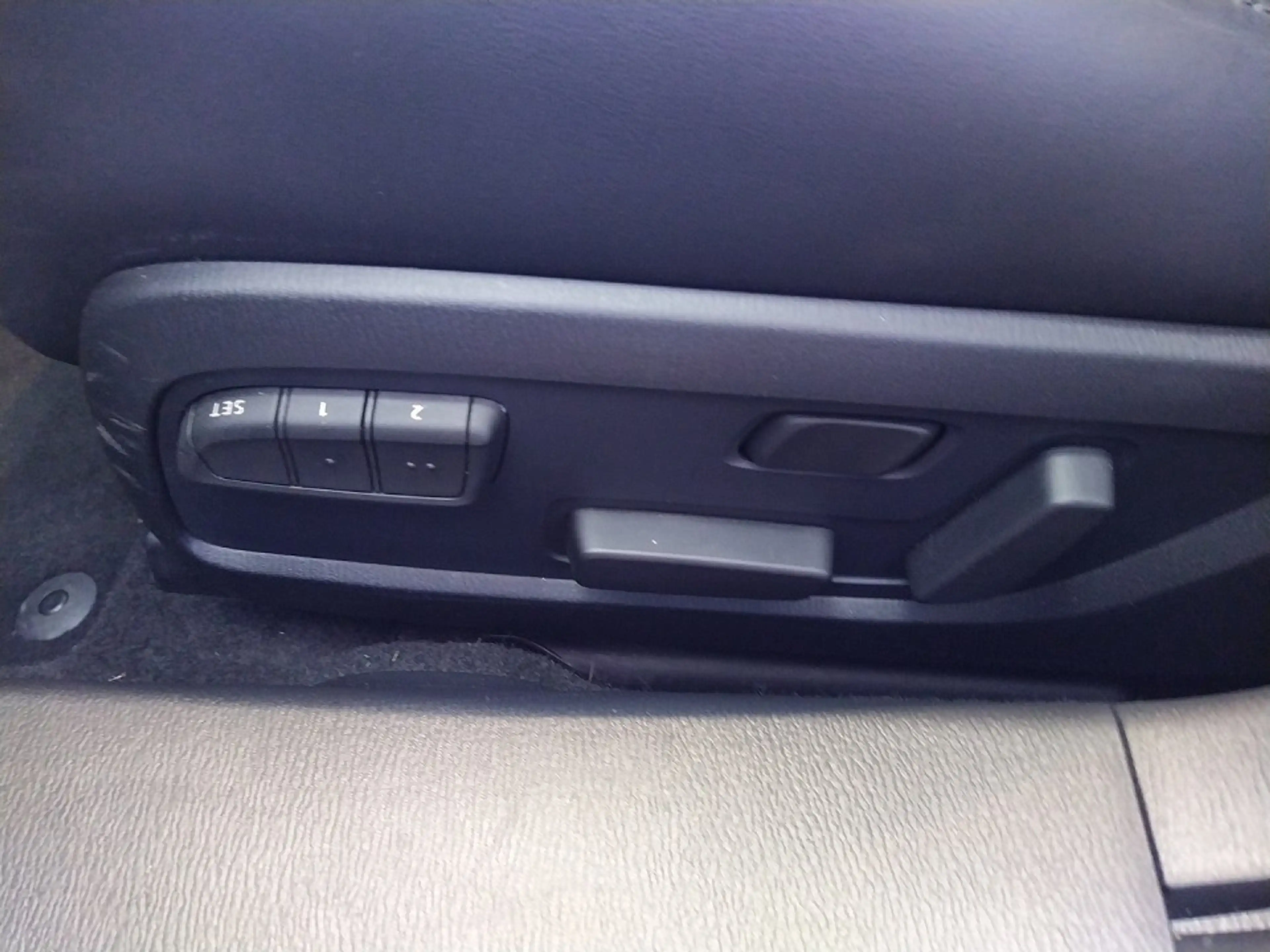 Mazda 6 2023 2.0L SKY-G 165ps 6MT FWD EXCLUSIVE-LINE COMB — photo 12