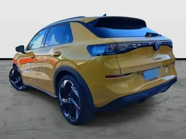 Volkswagen T-Roc 2025, foto 2