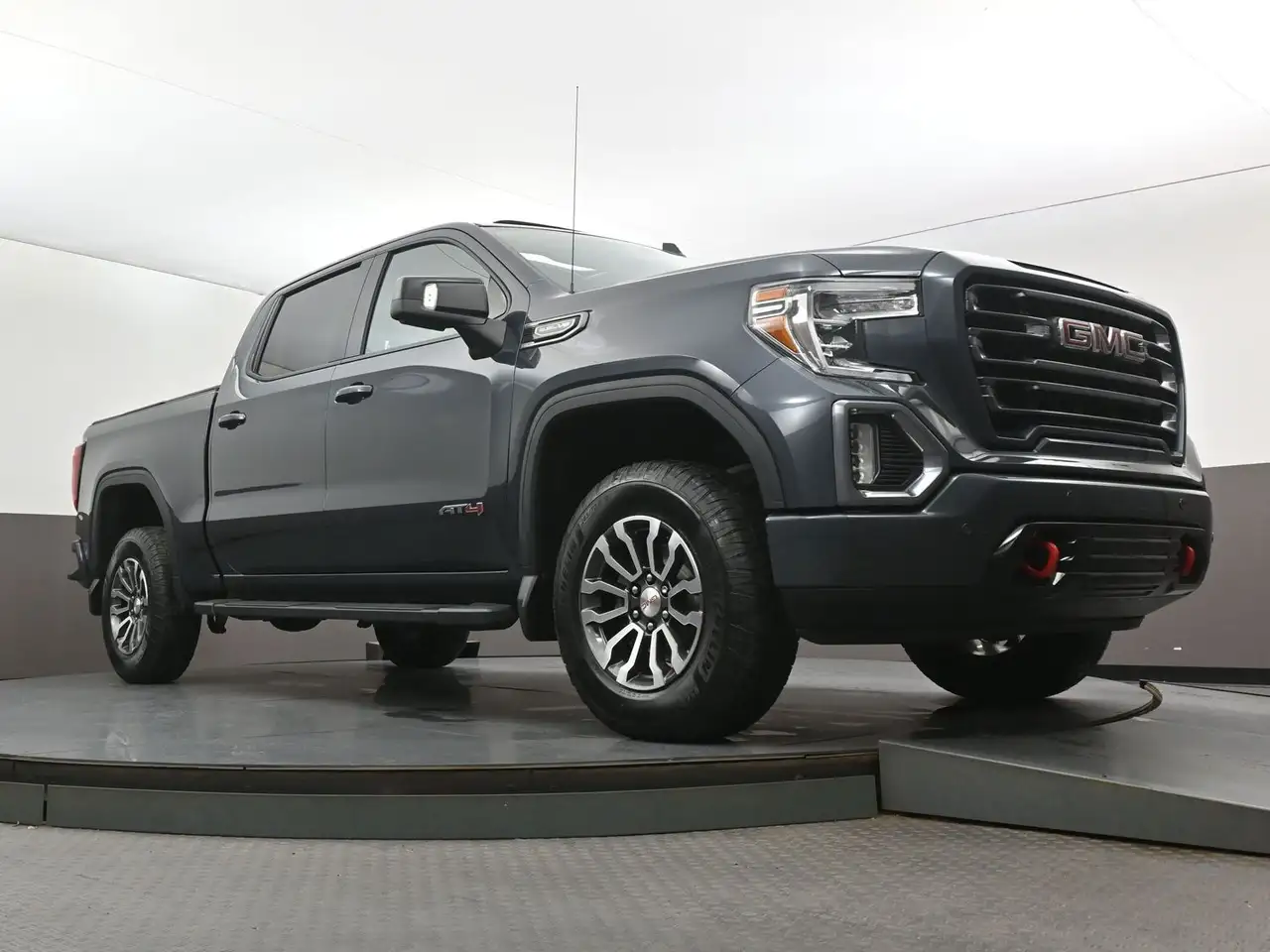 GMC Sierra 1500 photo GMC Sierra 1500