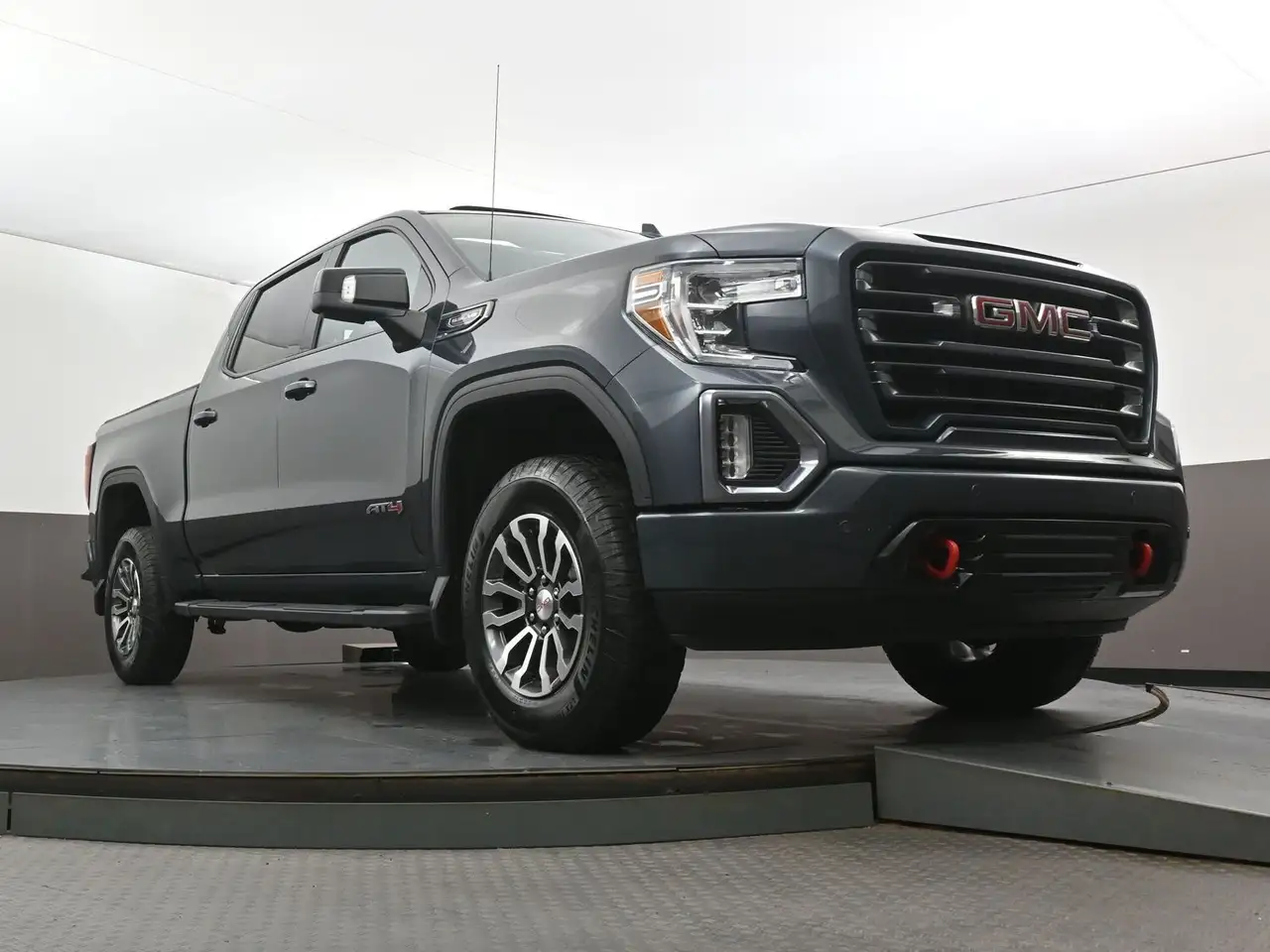 GMC Sierra 1500 photo GMC Sierra 1500
