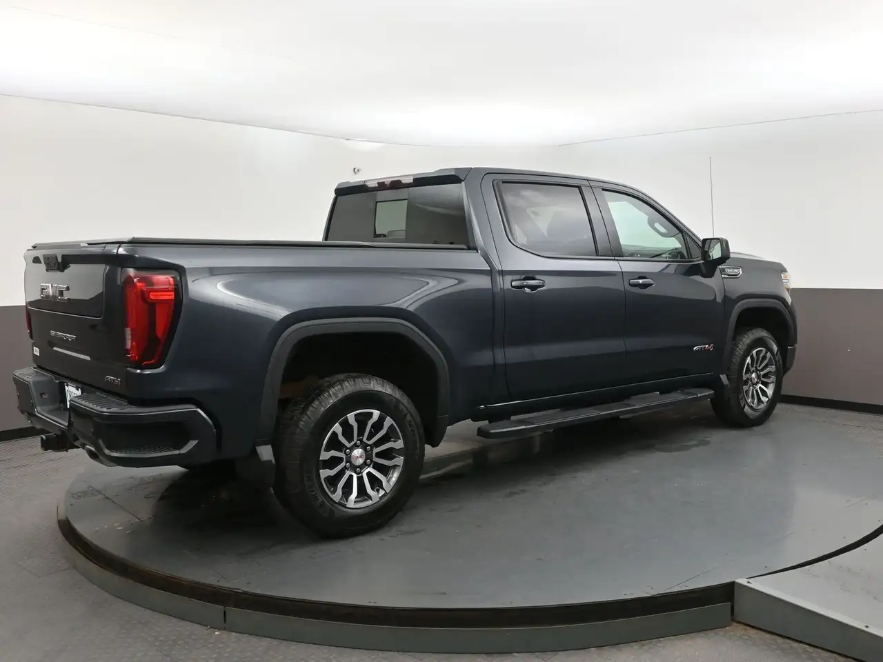 GMC Sierra 1500 photo GMC Sierra 1500