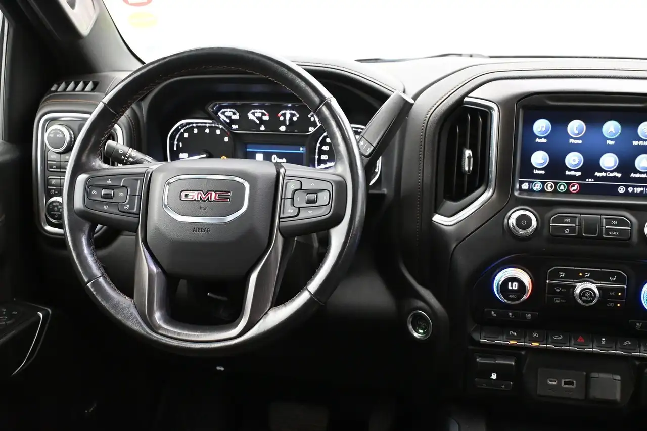 GMC Sierra 1500 photo GMC Sierra 1500