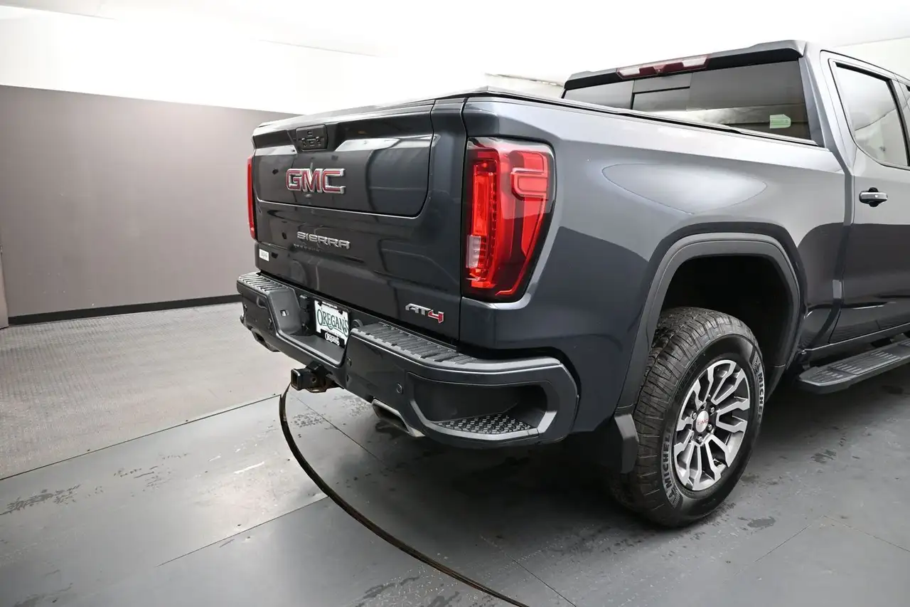 GMC Sierra 1500 photo GMC Sierra 1500