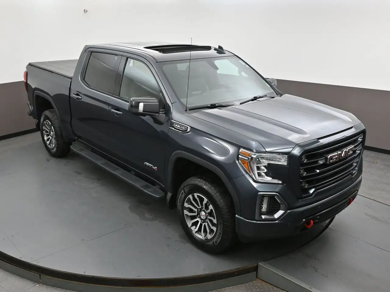 GMC Sierra 1500 photo GMC Sierra 1500