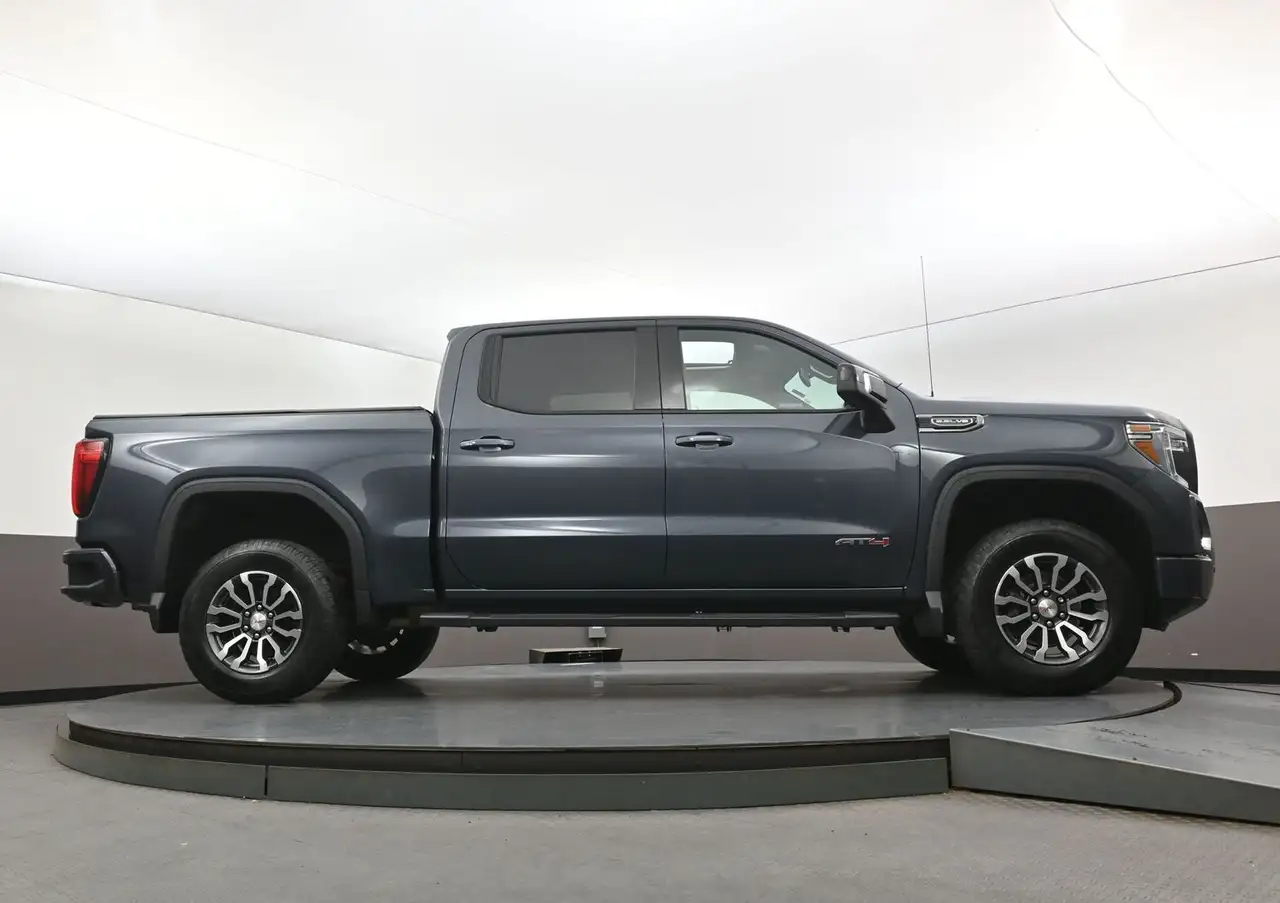 GMC Sierra 1500 photo GMC Sierra 1500