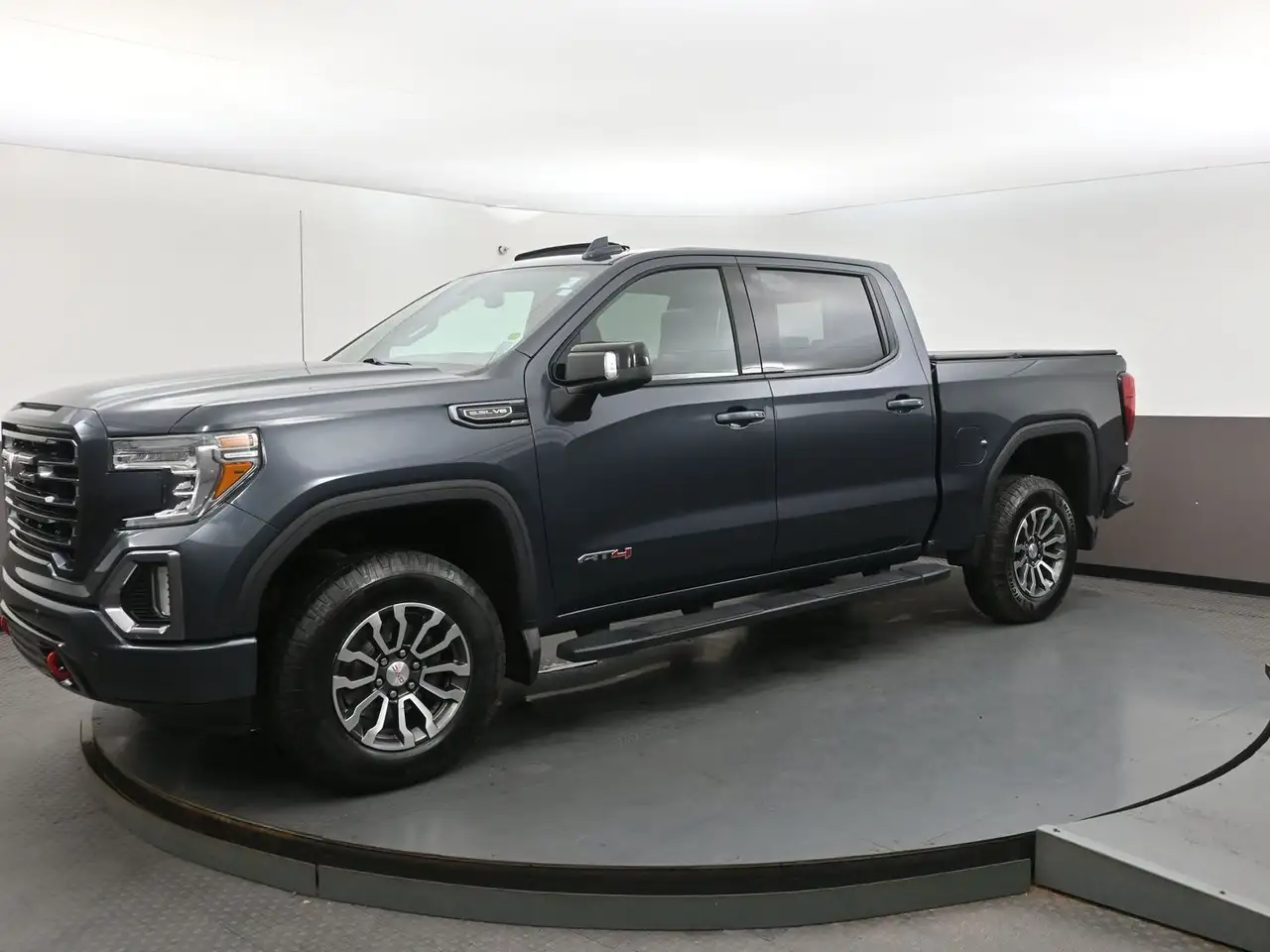 GMC Sierra 1500 photo GMC Sierra 1500