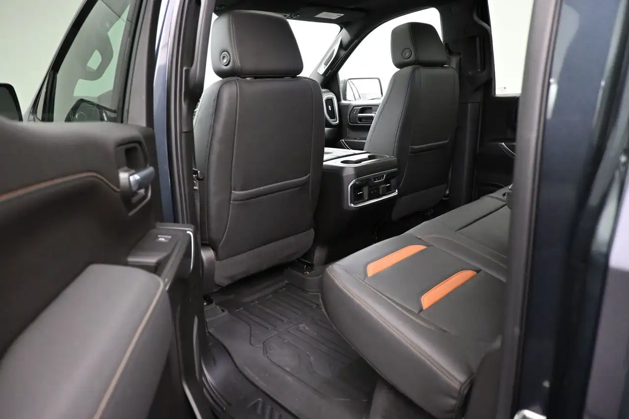 GMC Sierra 1500 photo GMC Sierra 1500