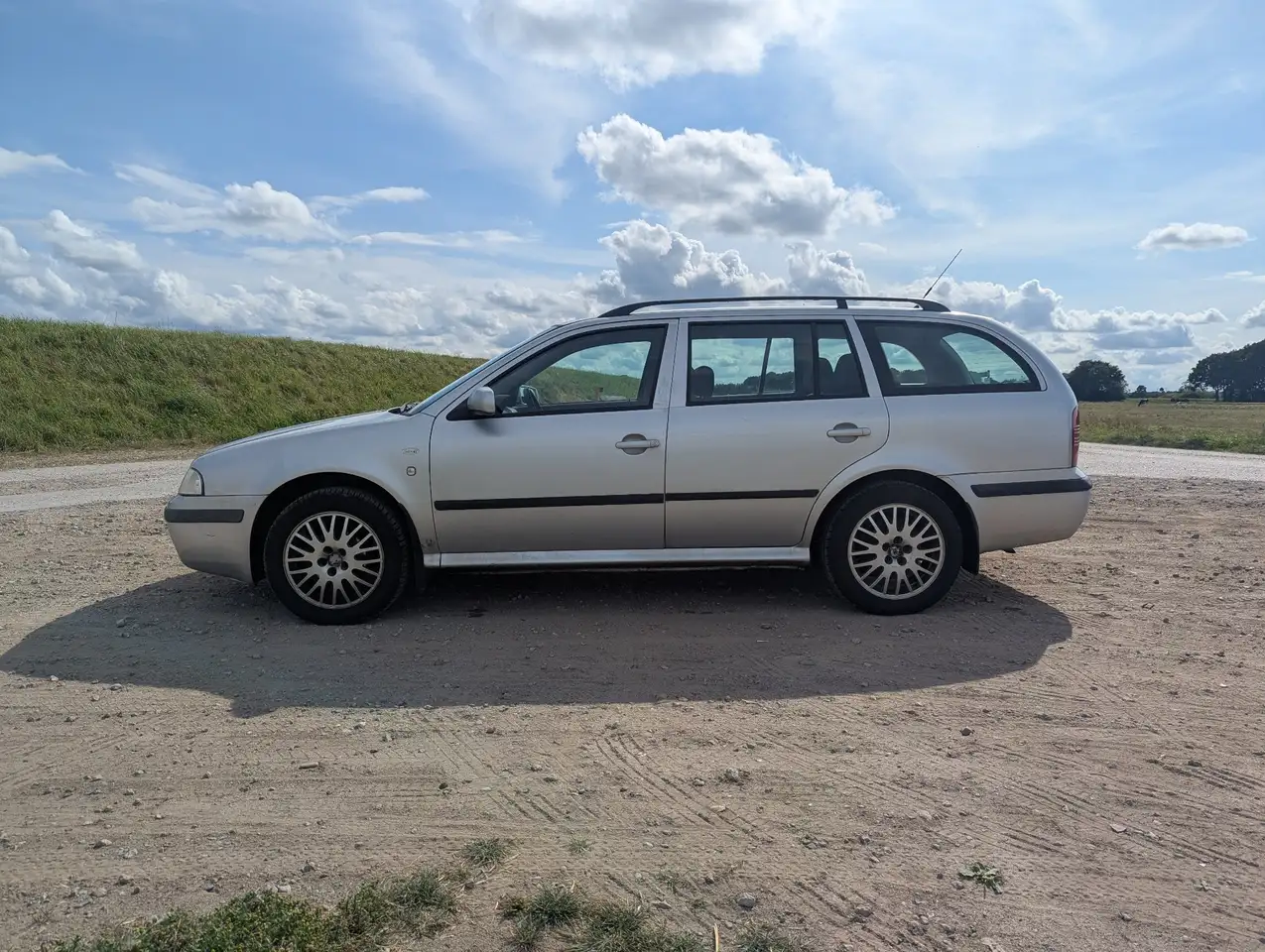 Skoda Octavia 1.6 Combi Solution II, foto 5