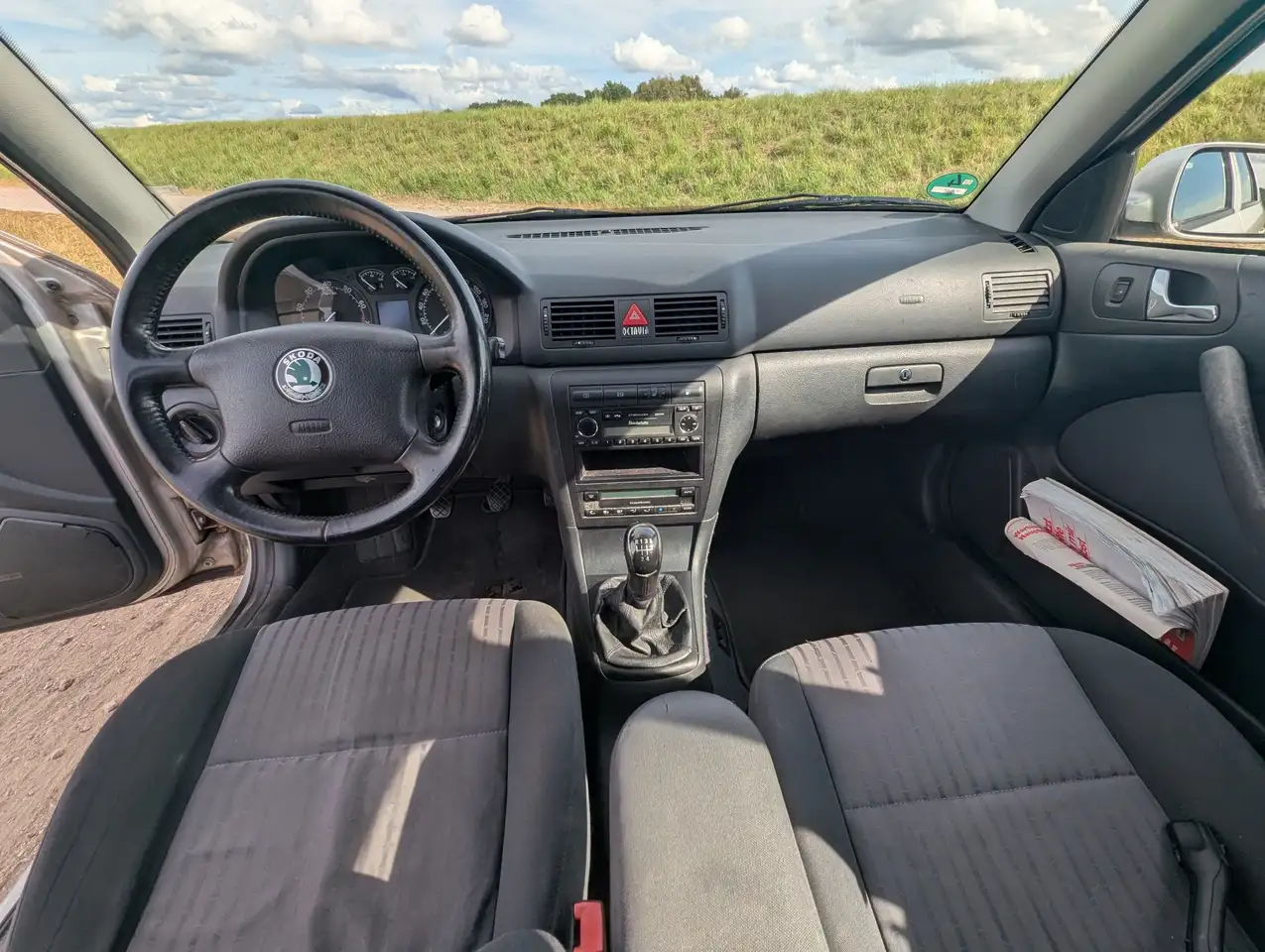 Skoda Octavia 1.6 Combi Solution II, foto 11