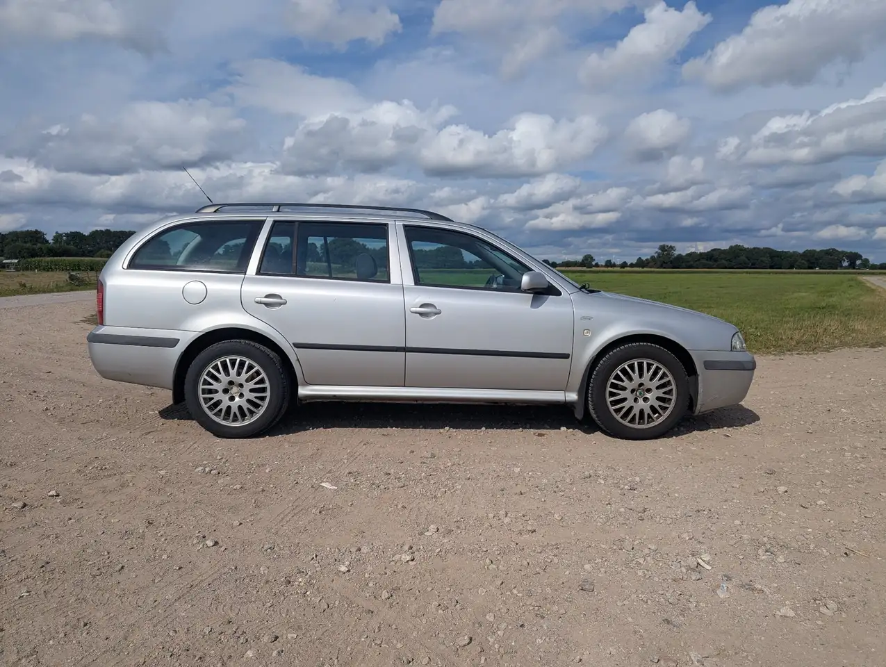 Skoda Octavia 1.6 Combi Solution II, foto 4