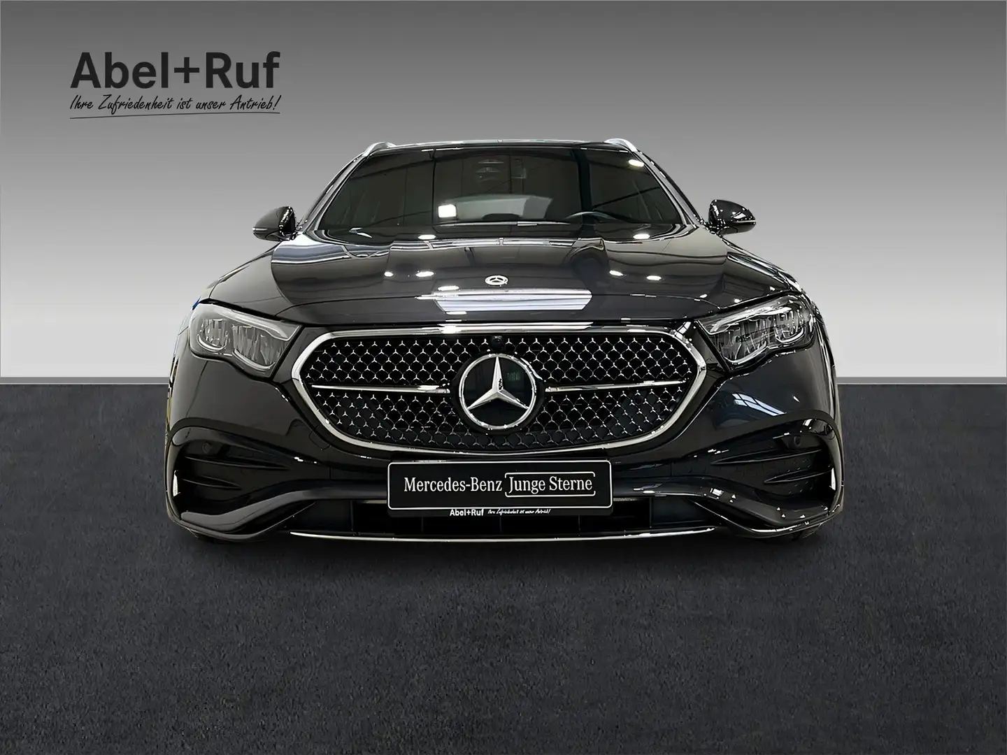 Mercedes-Benz E 220 T d AMG Supercreen+AHK+LED+DAB+Distronic Grau - 2