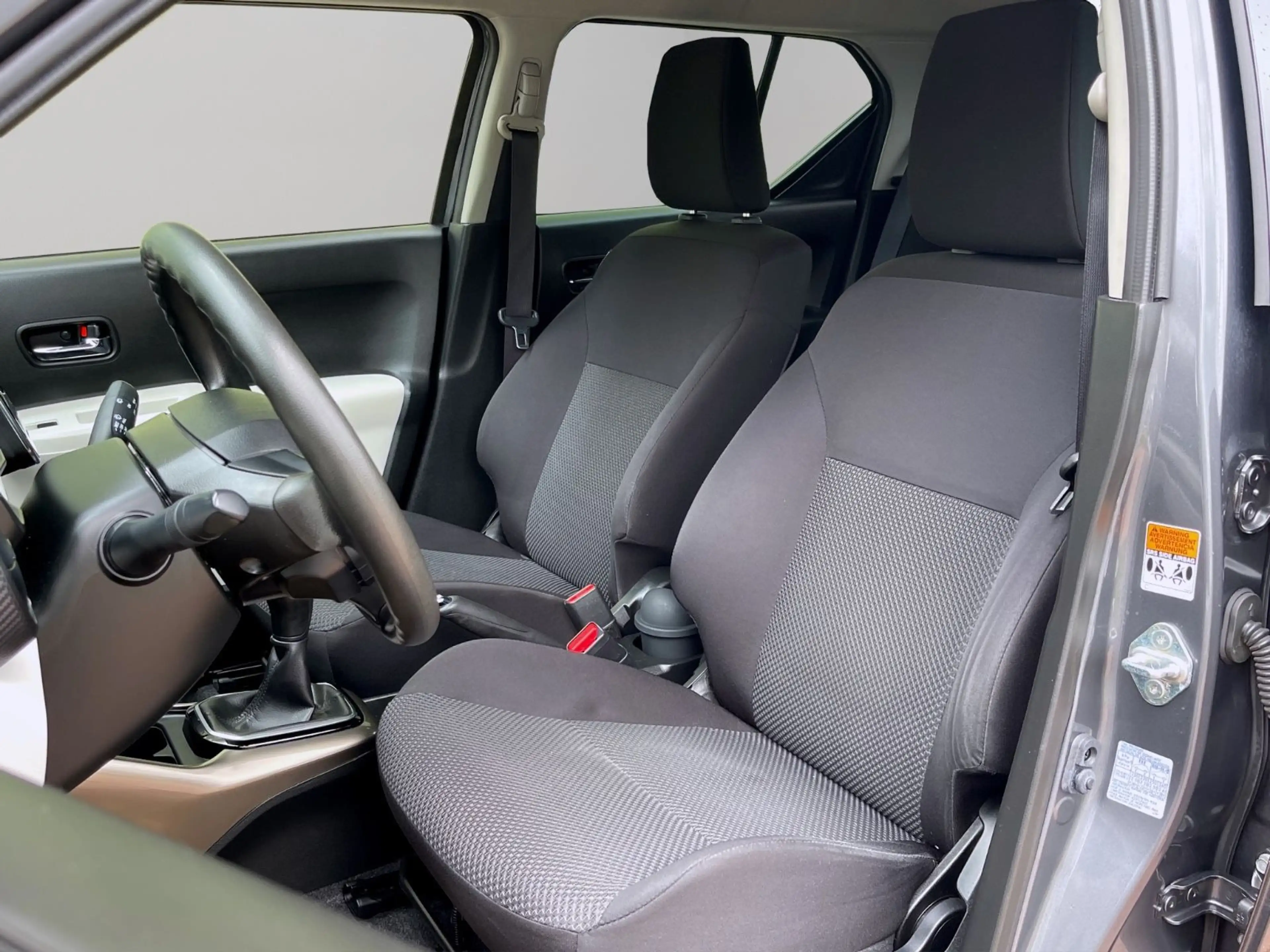 Suzuki Ignis IGNIS COMFORT 1.HAND SCHECKHEFT TÜV NEU GARANTIE — photo 11