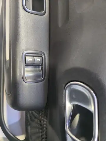 Citroen C3 view 12