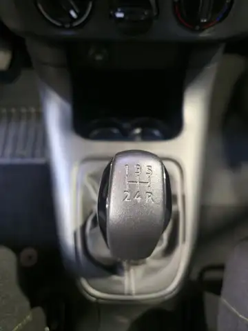 Citroen C3 view 11
