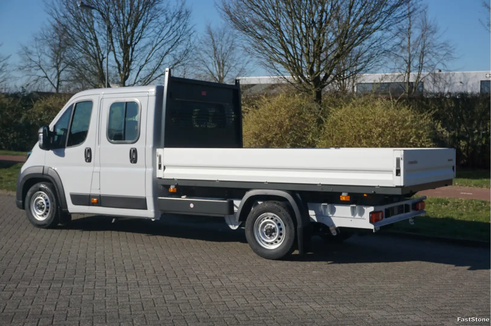 Fiat Ducato 35 Maxi DOKA 140PK L4 Open Laadbak BPM VRIJ Apple Wit - 2
