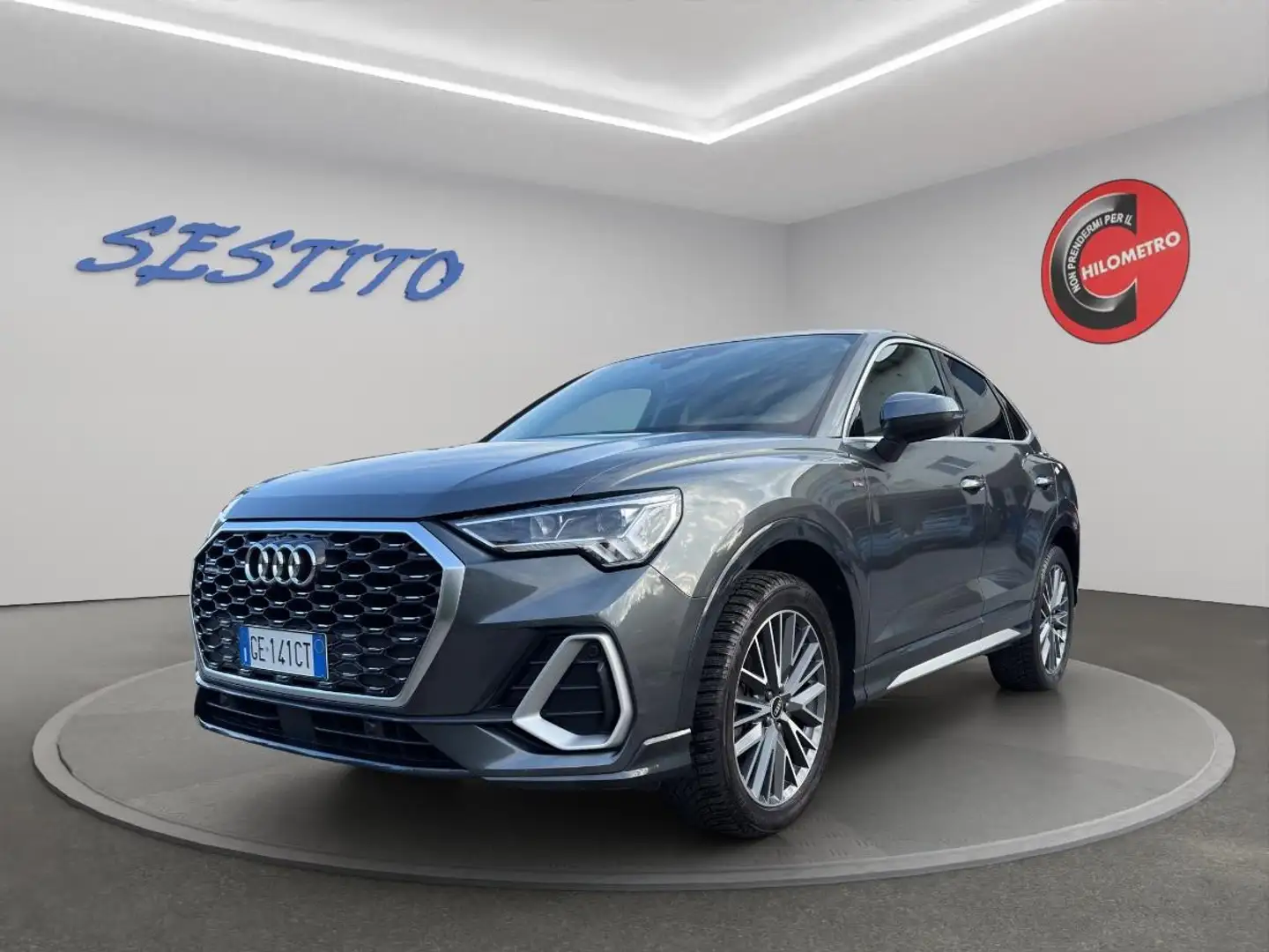 Audi Q3 Sportback 40 2.0 tdi S line edition quattro 200cv Grigio - 1