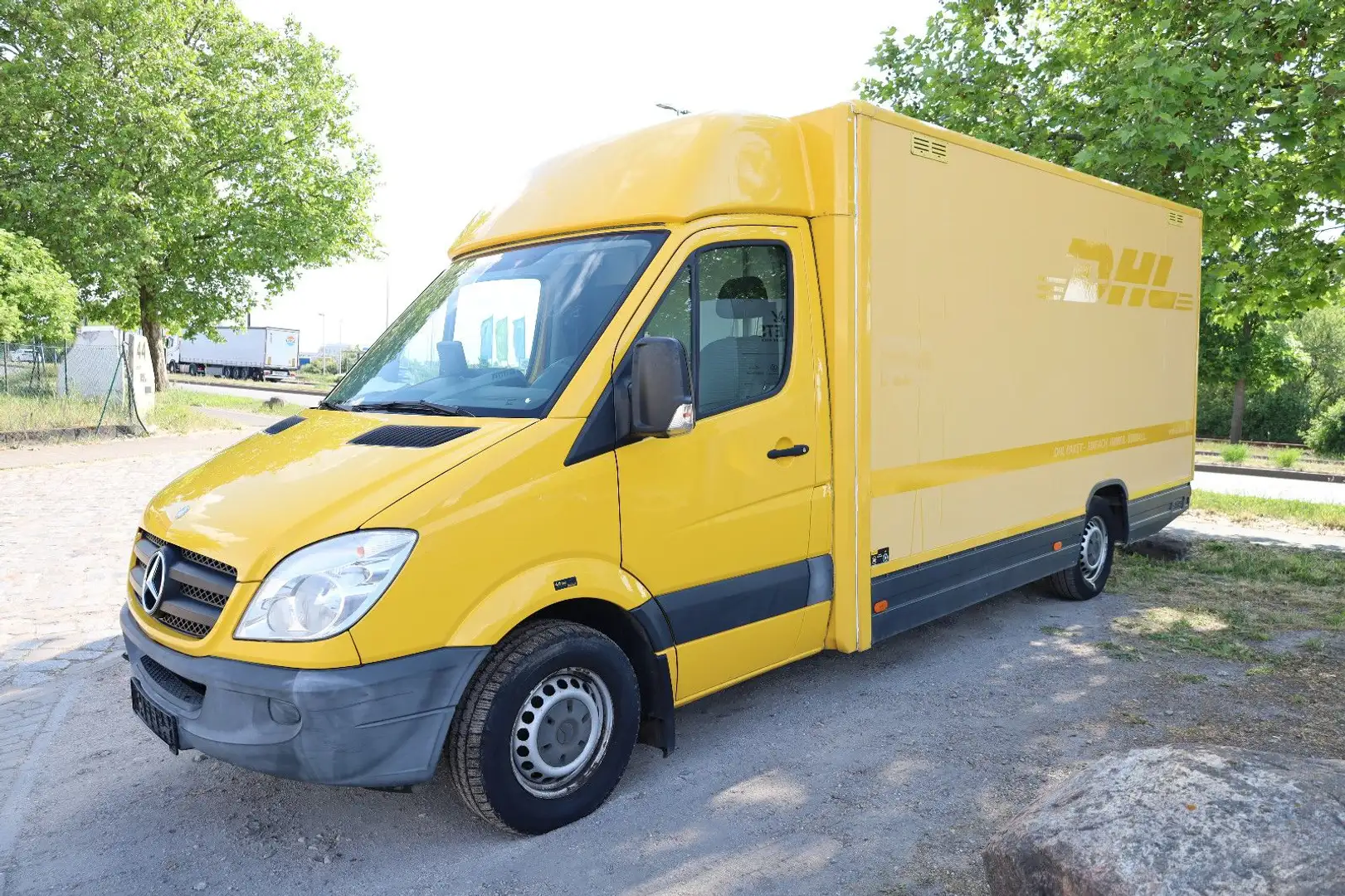Mercedes-Benz Sprinter II Pritsche/ Koffer/Regalsystem Jaune - 1