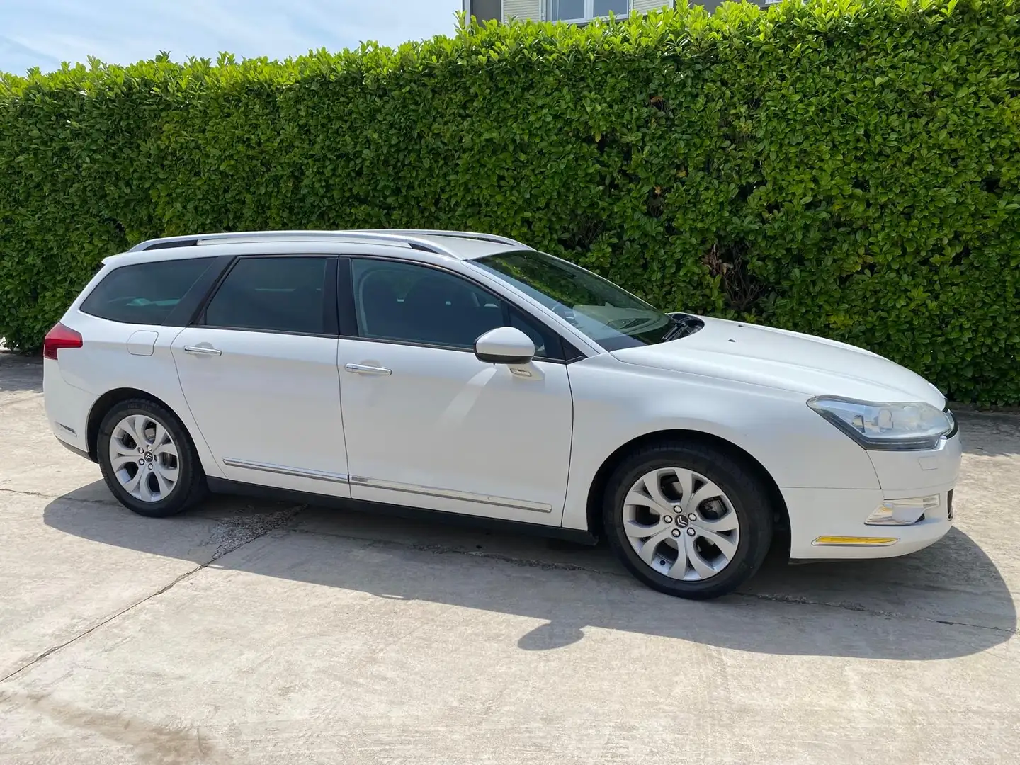 Citroen C5 Tourer 2.0 hdi 16v Dynamique 163cv auto - 1