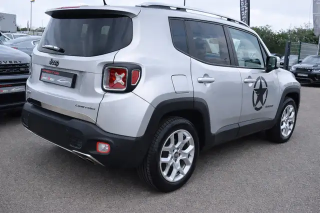 Jeep Renegade view 7
