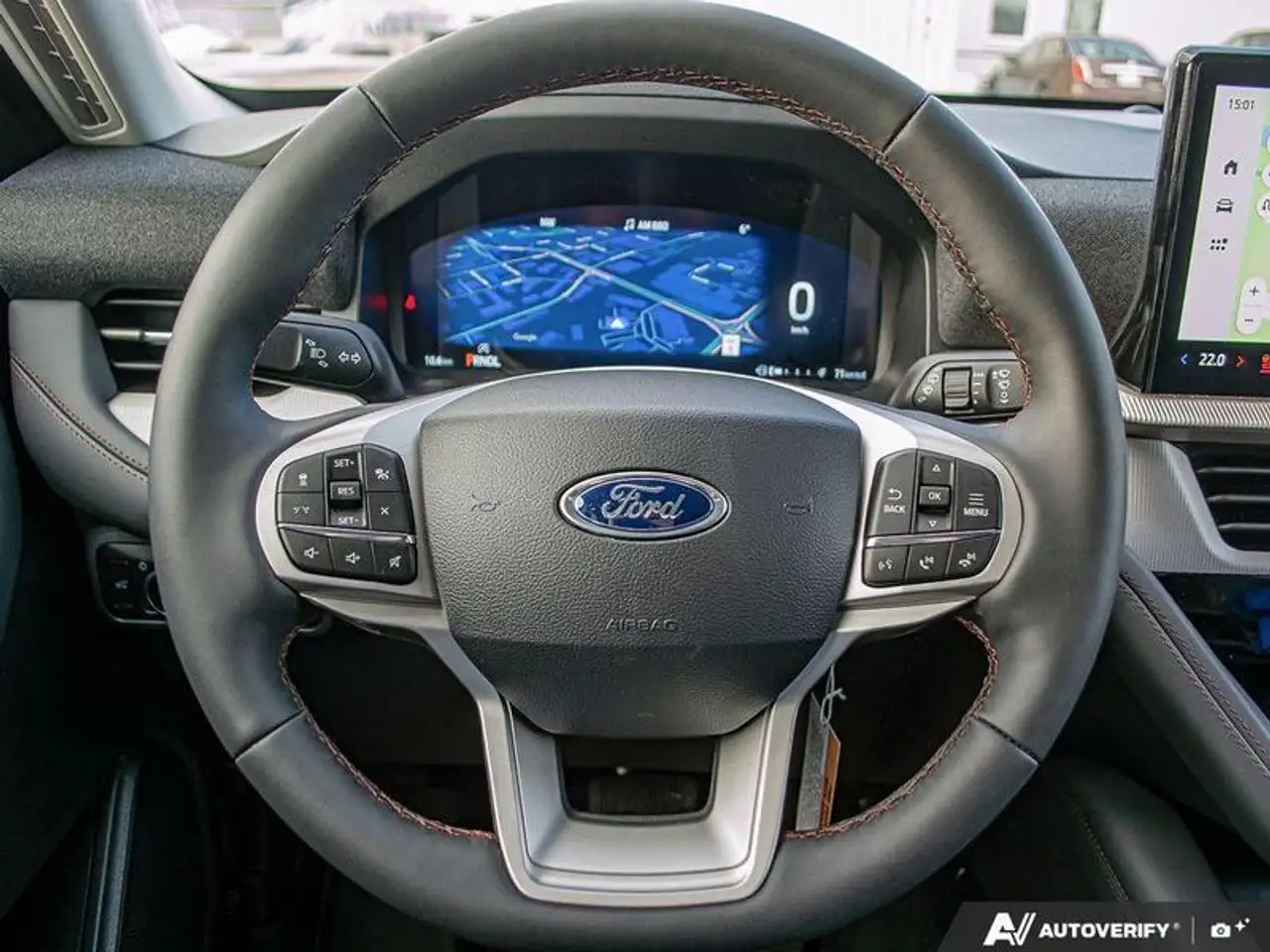 Ford Explorer снимка Ford Explorer