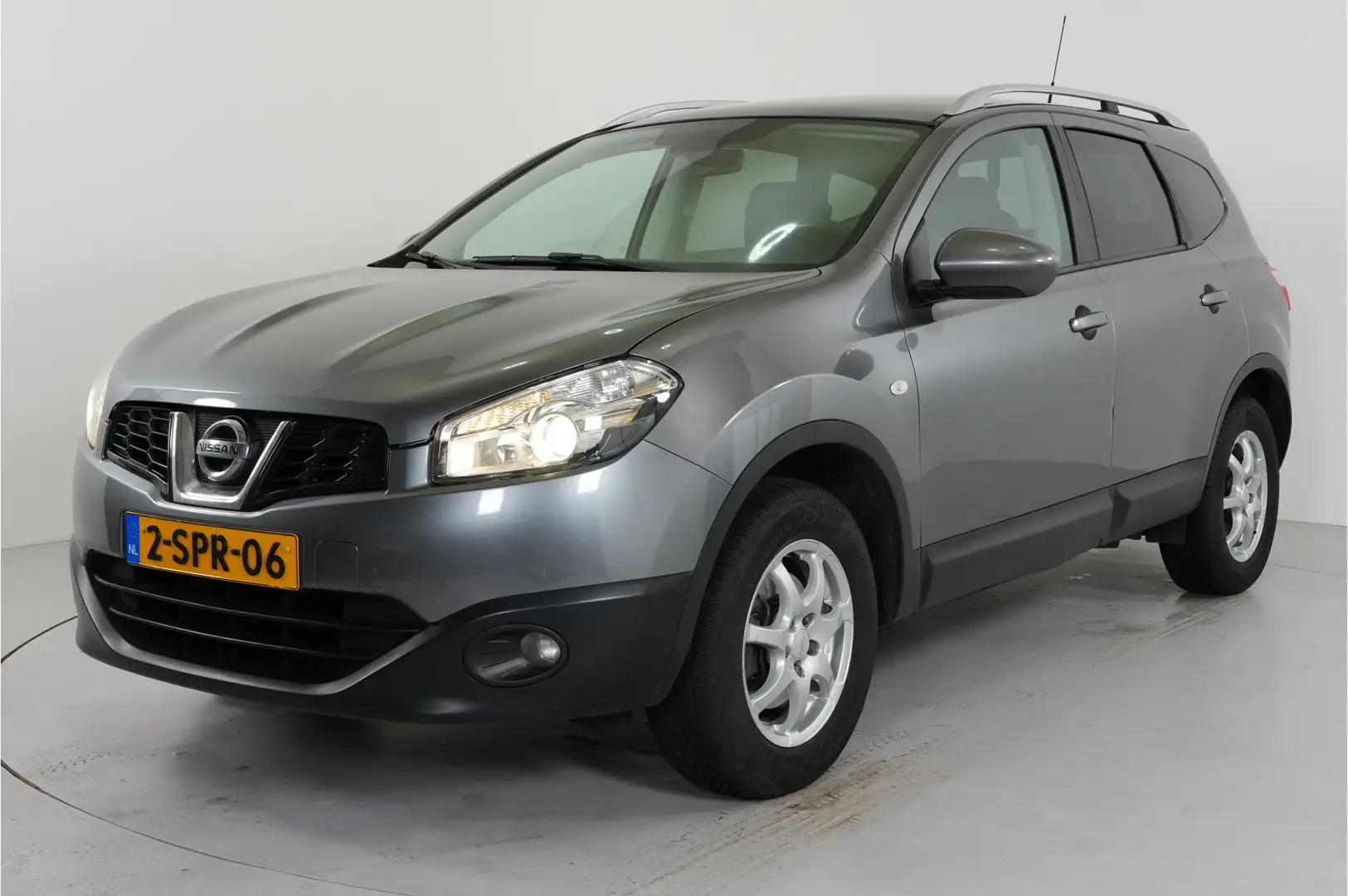Nissan Qashqai+2 1.6 Connect Edition | Pano | Trekhaak | Cruise | Grau - 2