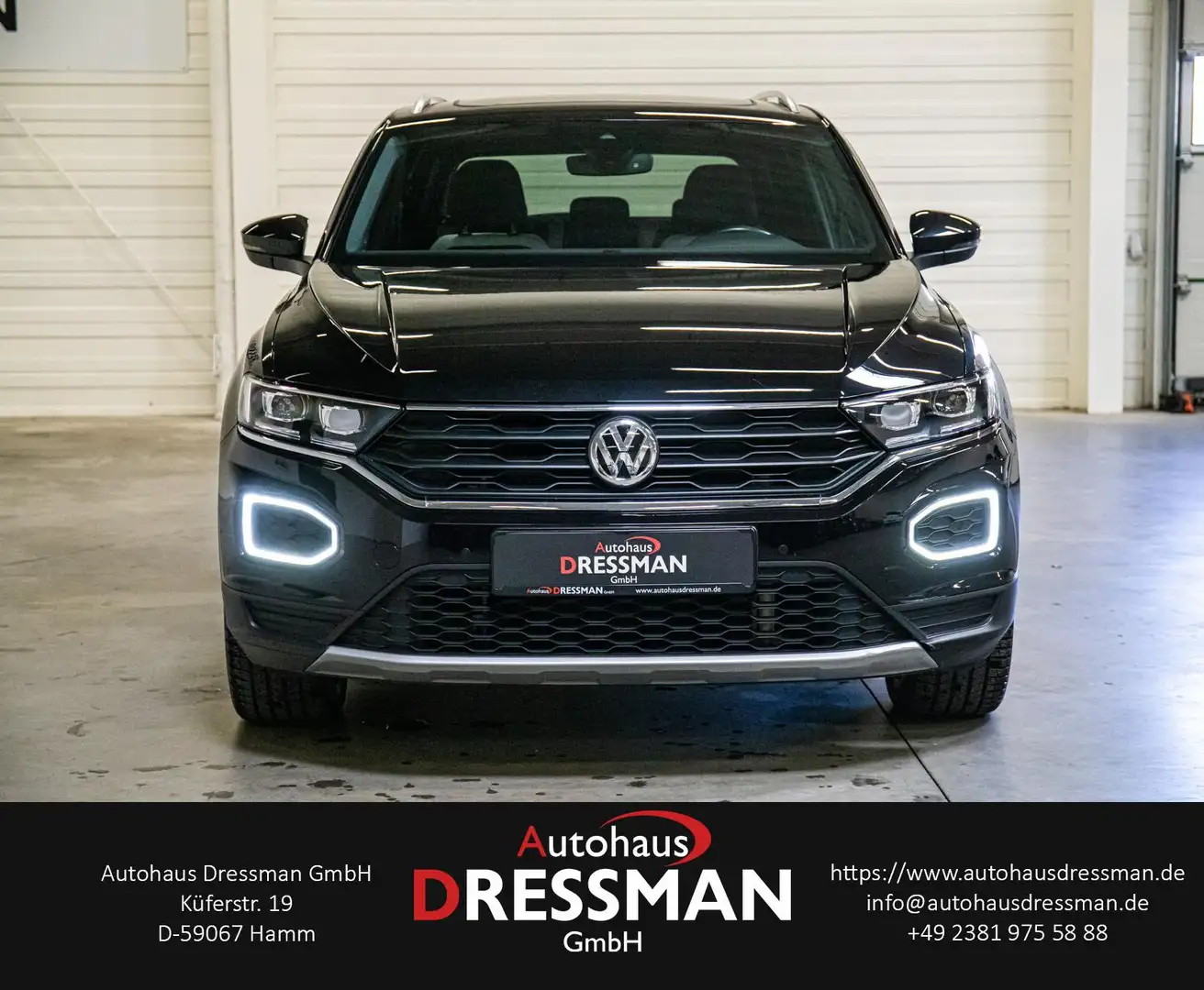 Volkswagen T-Roc 2.0 TSI 4M LED PANO STHZG ACC BEATS AHK Black - 2