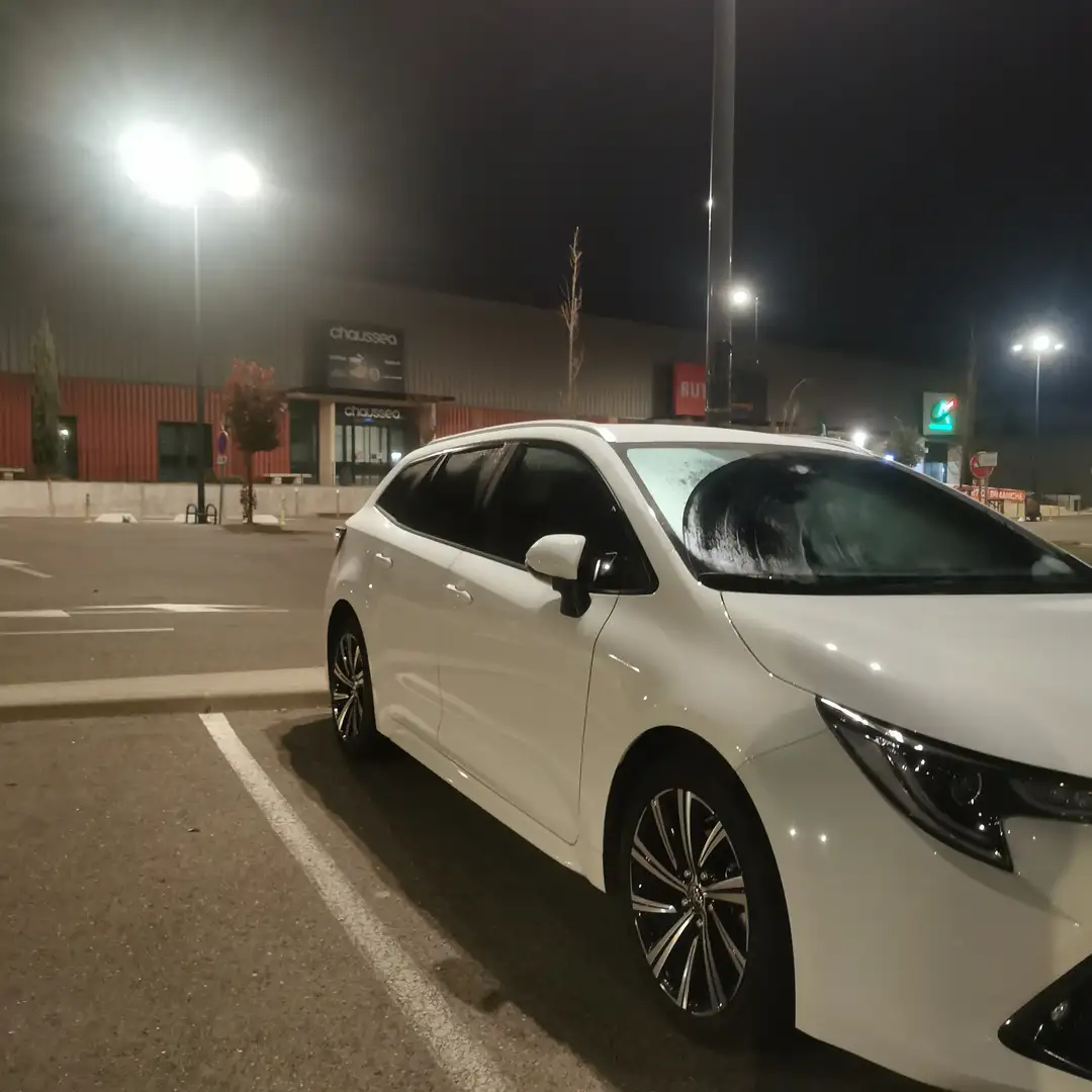 Toyota Corolla Corolla Touring Sports Hybride 122h Dynamic Blanc - 2