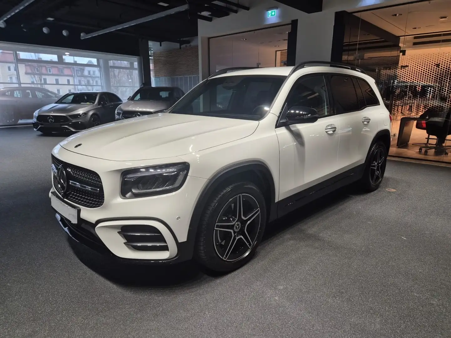 Mercedes-Benz GLB 200 AMG Line Blanc - 1