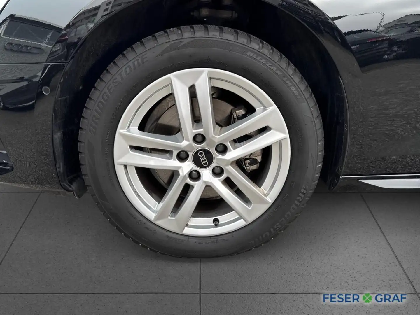 Audi A4 Avant Advanced 35 TFSI S tr. LED PANO ACC 360 Schwarz - 2