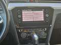 Volkswagen Passat Variant Passat Variant 1.6 TDI SCR DSG Grijs - thumbnail 38
