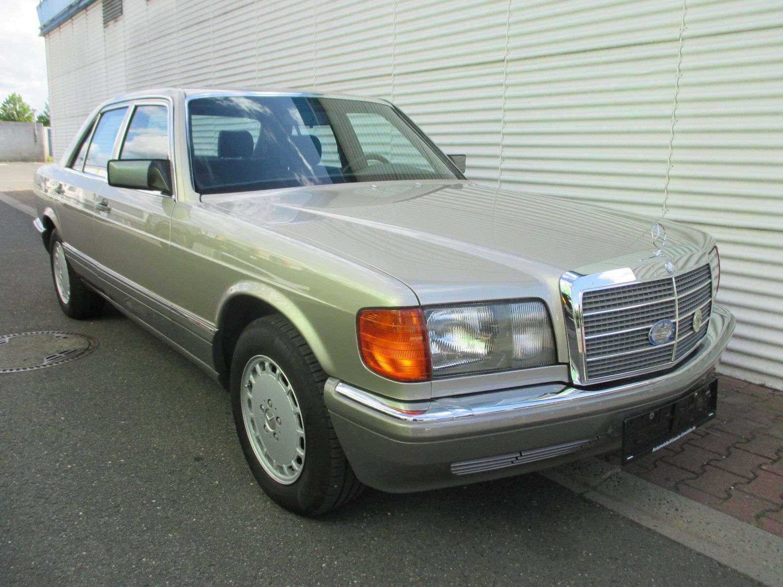 Second hand Mercedes Benz S-Class 