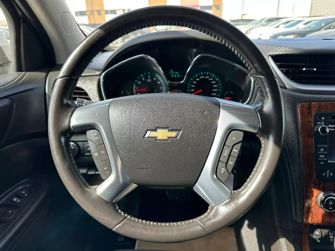 Chevrolet Traverse снимка Chevrolet Traverse