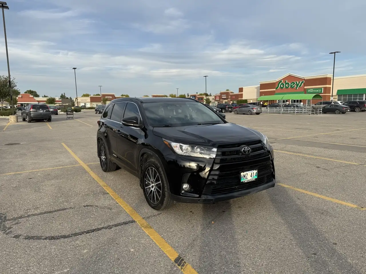 Toyota Highlander снимка Toyota Highlander
