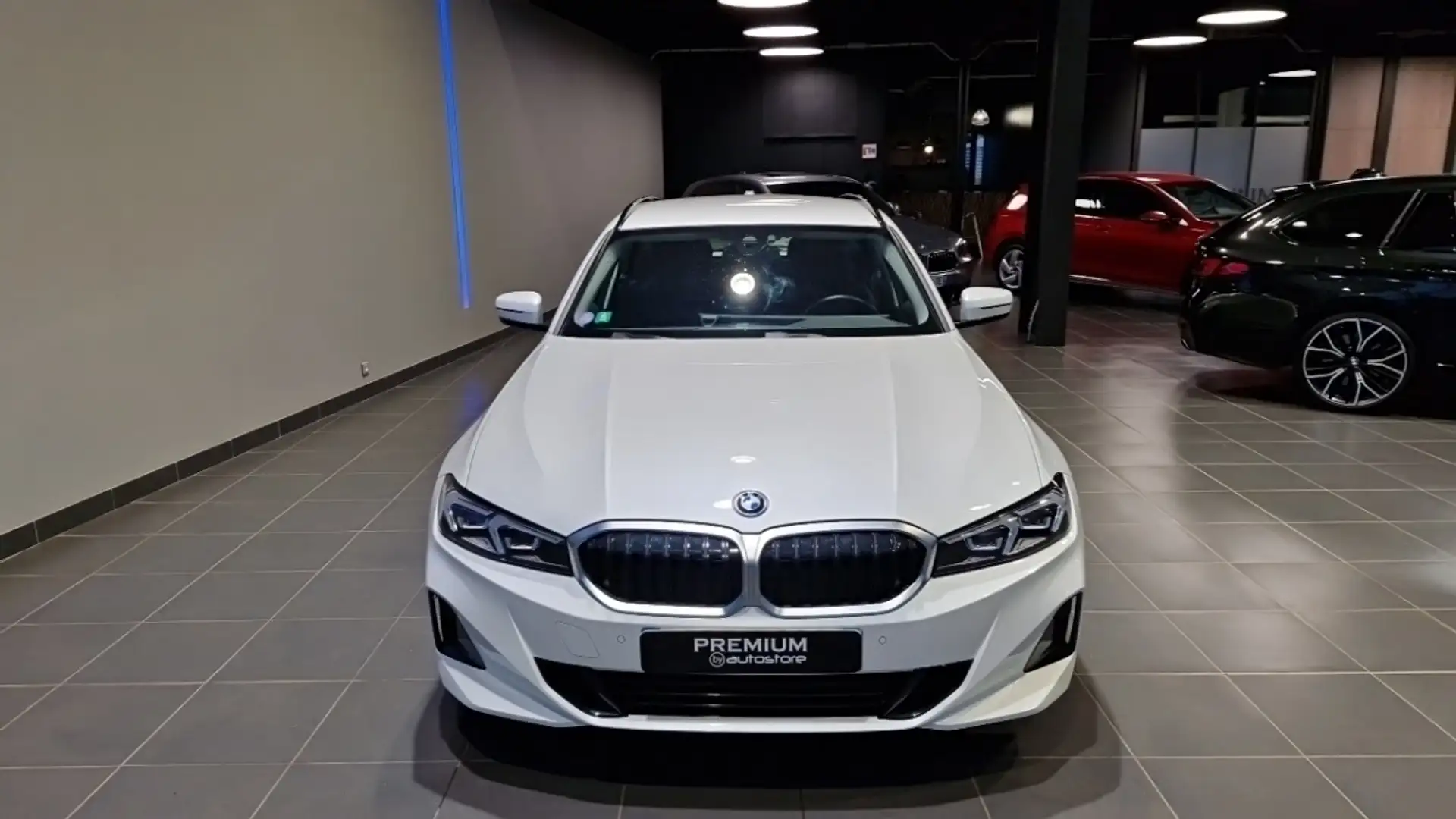 BMW G21 LCI Touring 320E 204 CH BVA8 BUSINESS DESIGN Blanc - 2