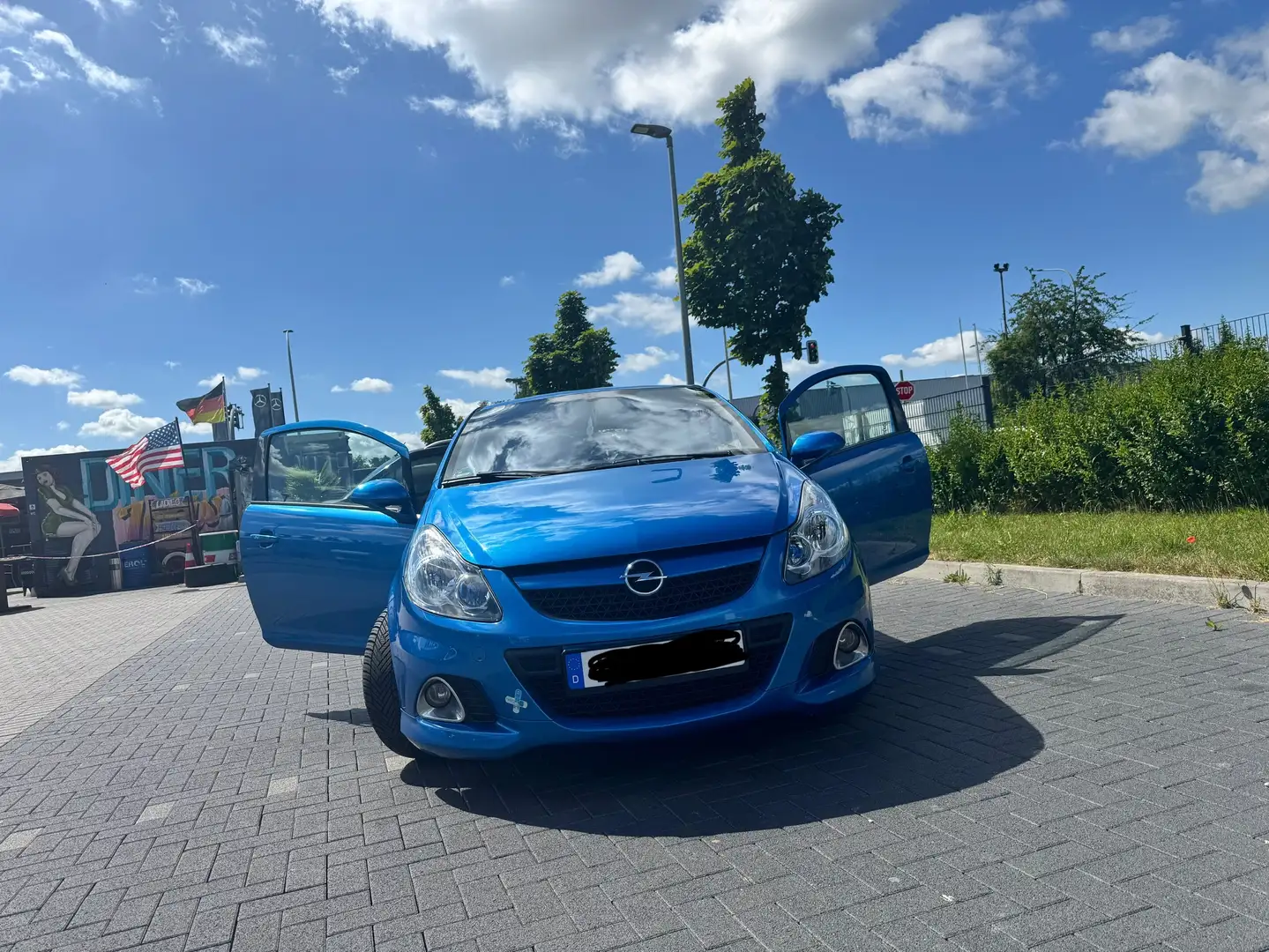 Opel Corsa 1.6 Turbo OPC - 1