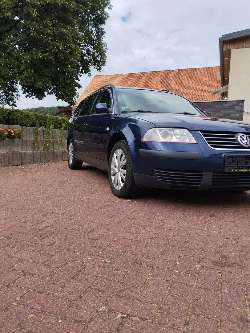 Volkswagen Passat 1.9 TDI Family - 1