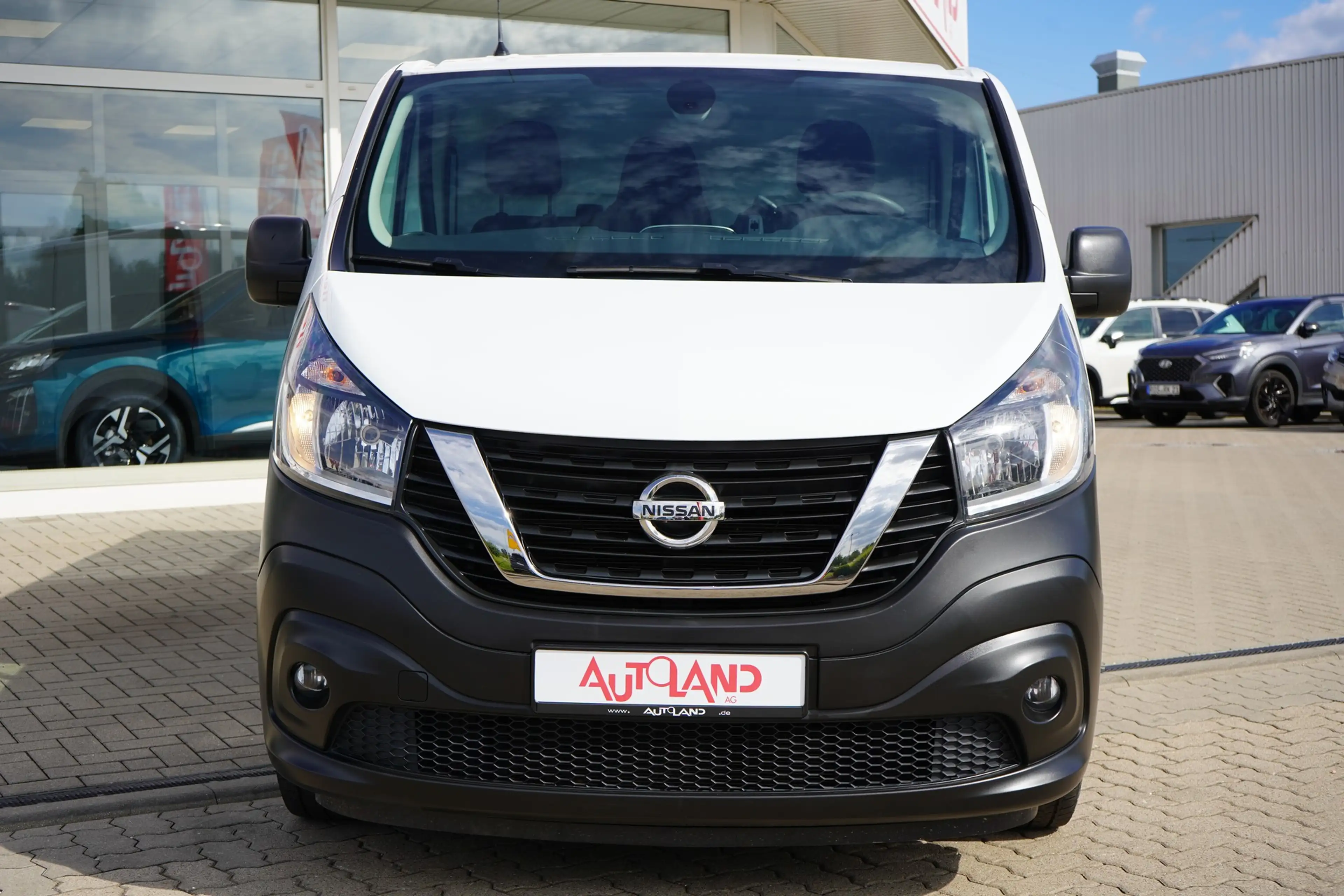 Nissan NV300 Kastenwagen 2.0 dCi L1H1 Android Apple AHK — photo 9
