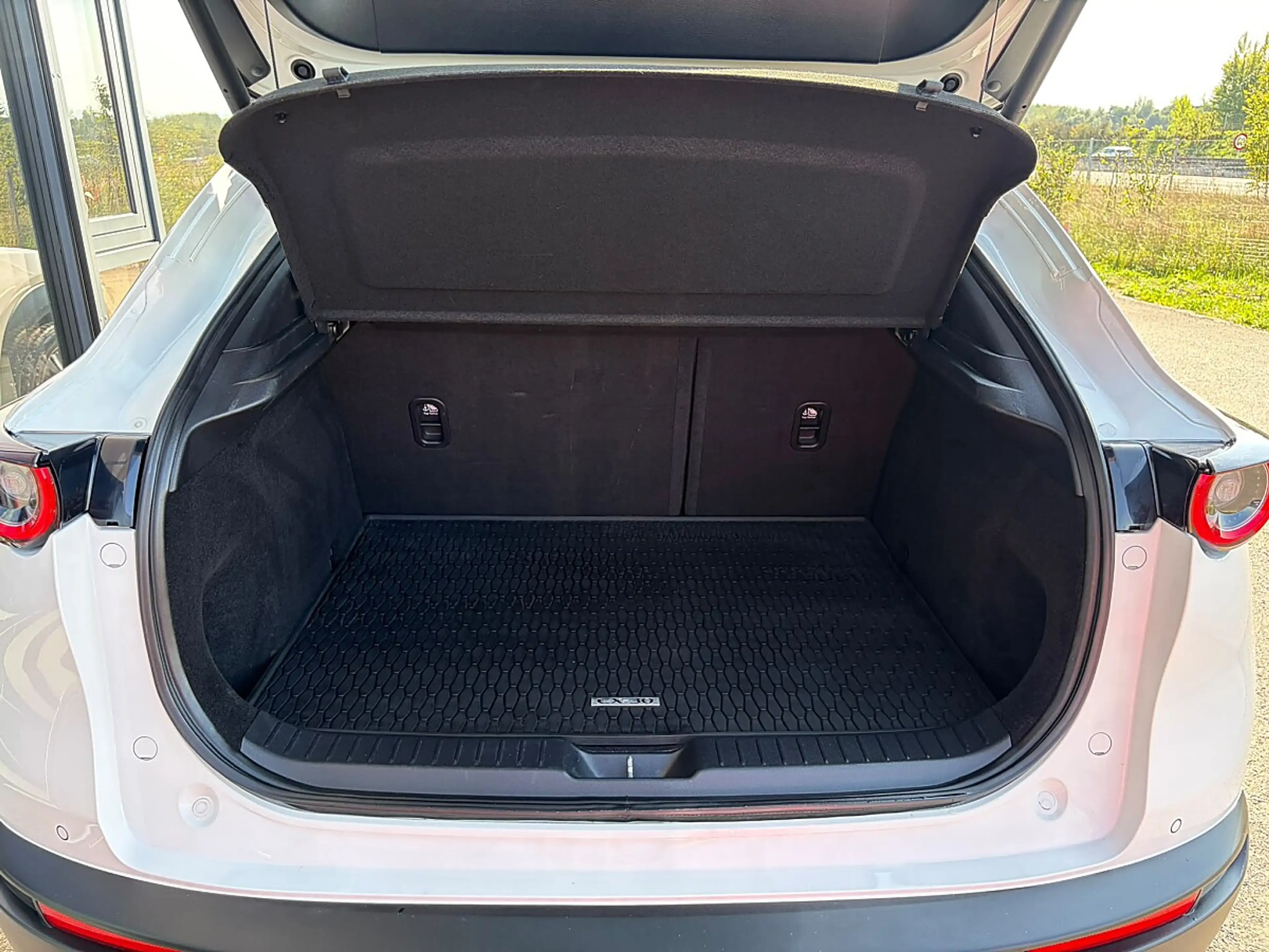 Mazda CX-30 G122 Comfort+ Aut. / ACC / Winterpaket — photo 7