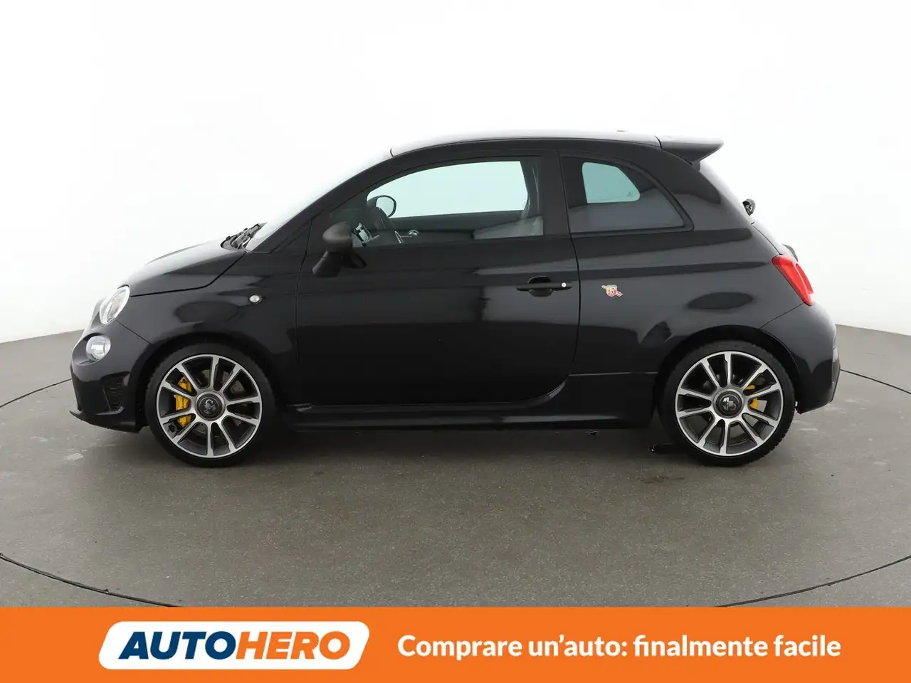 Abarth 695 2024