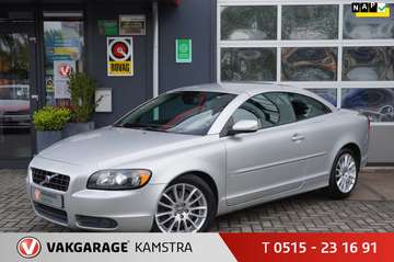 Convertible 2.4i 170PK Summum Leder/Stoelverw./PDC